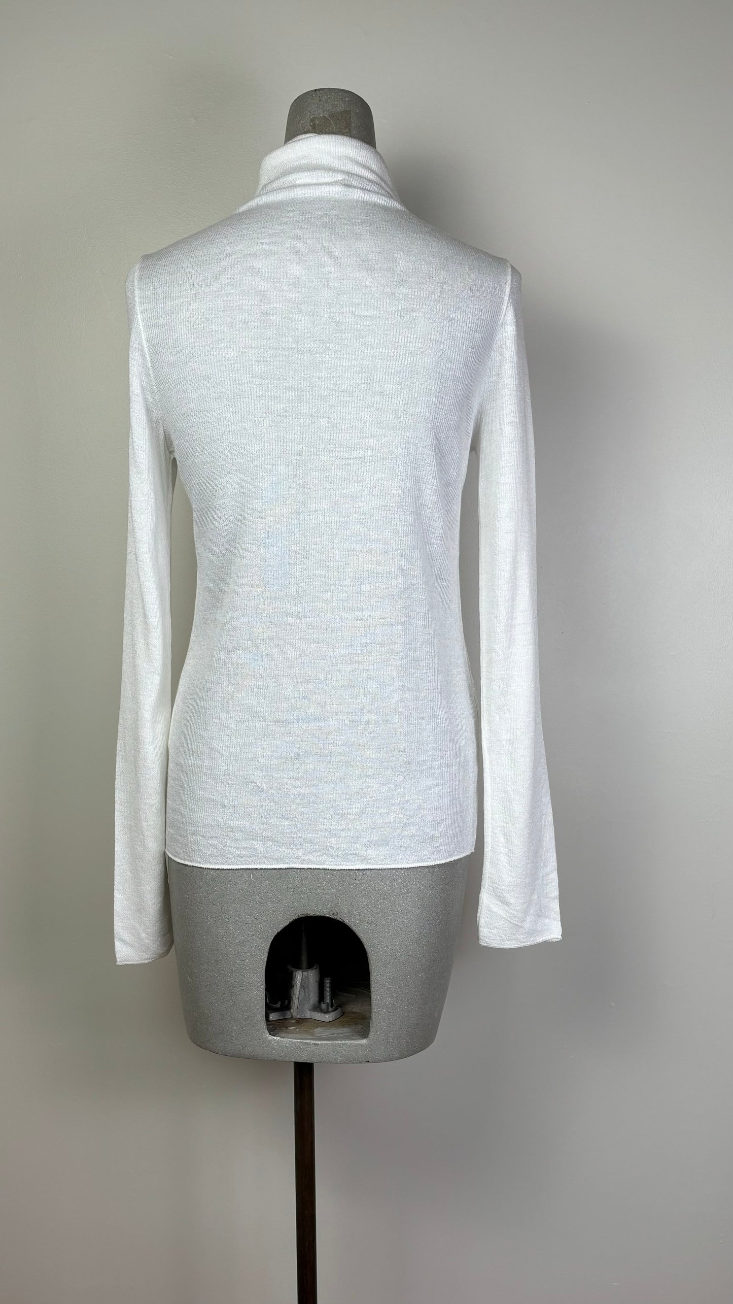 Knit Knit ~ Turtleneck Sweater - Bianco