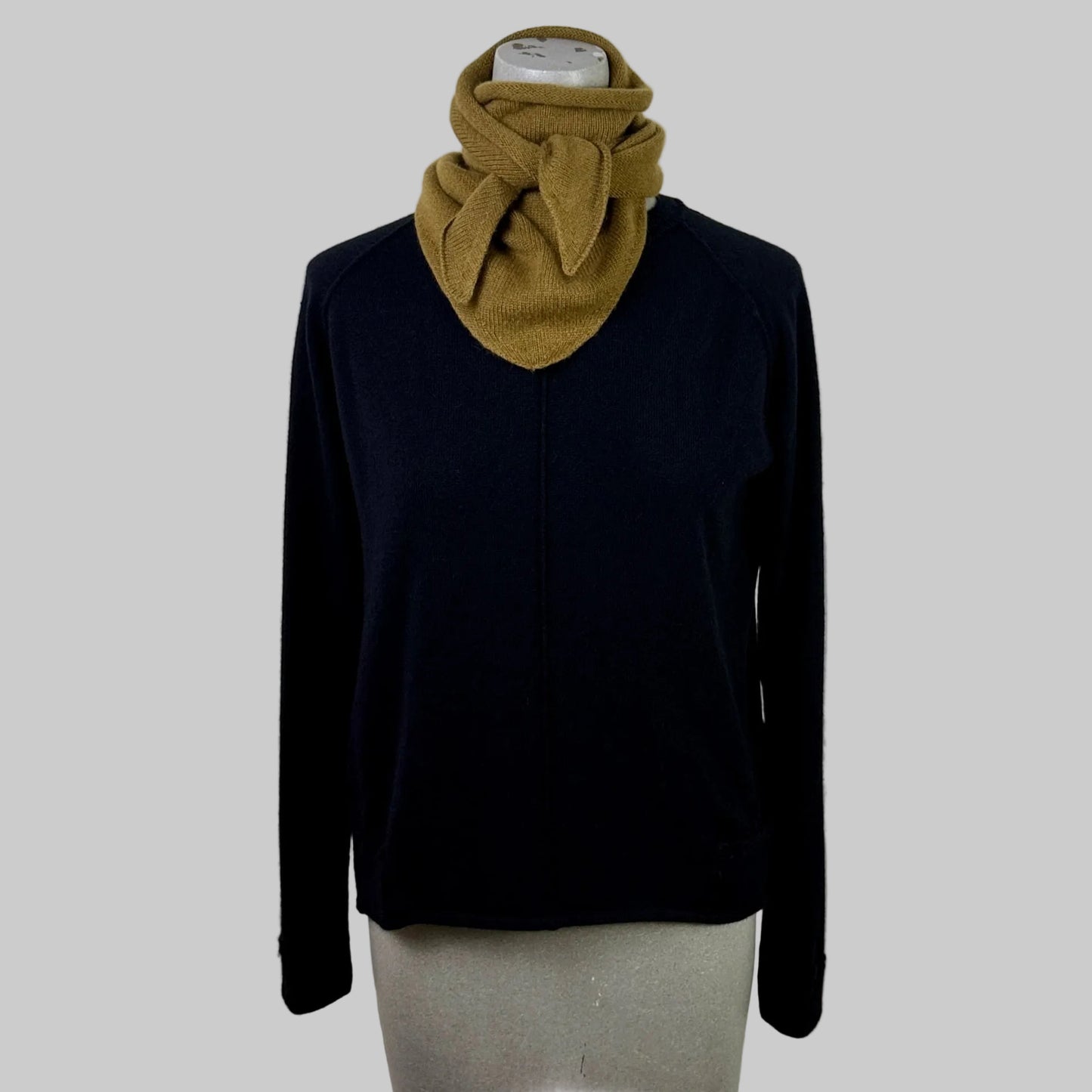 MJW. ~ Cashmere/Wool Triangle Scarf - Avocado