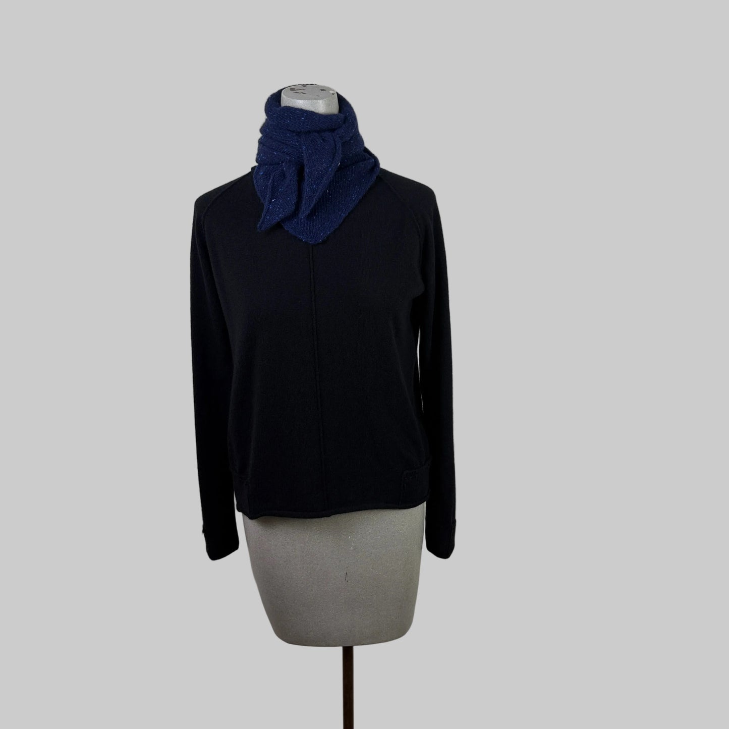 MJW. ~ Donegal Cashmere Donegal Luxetweed Scarf - Blue