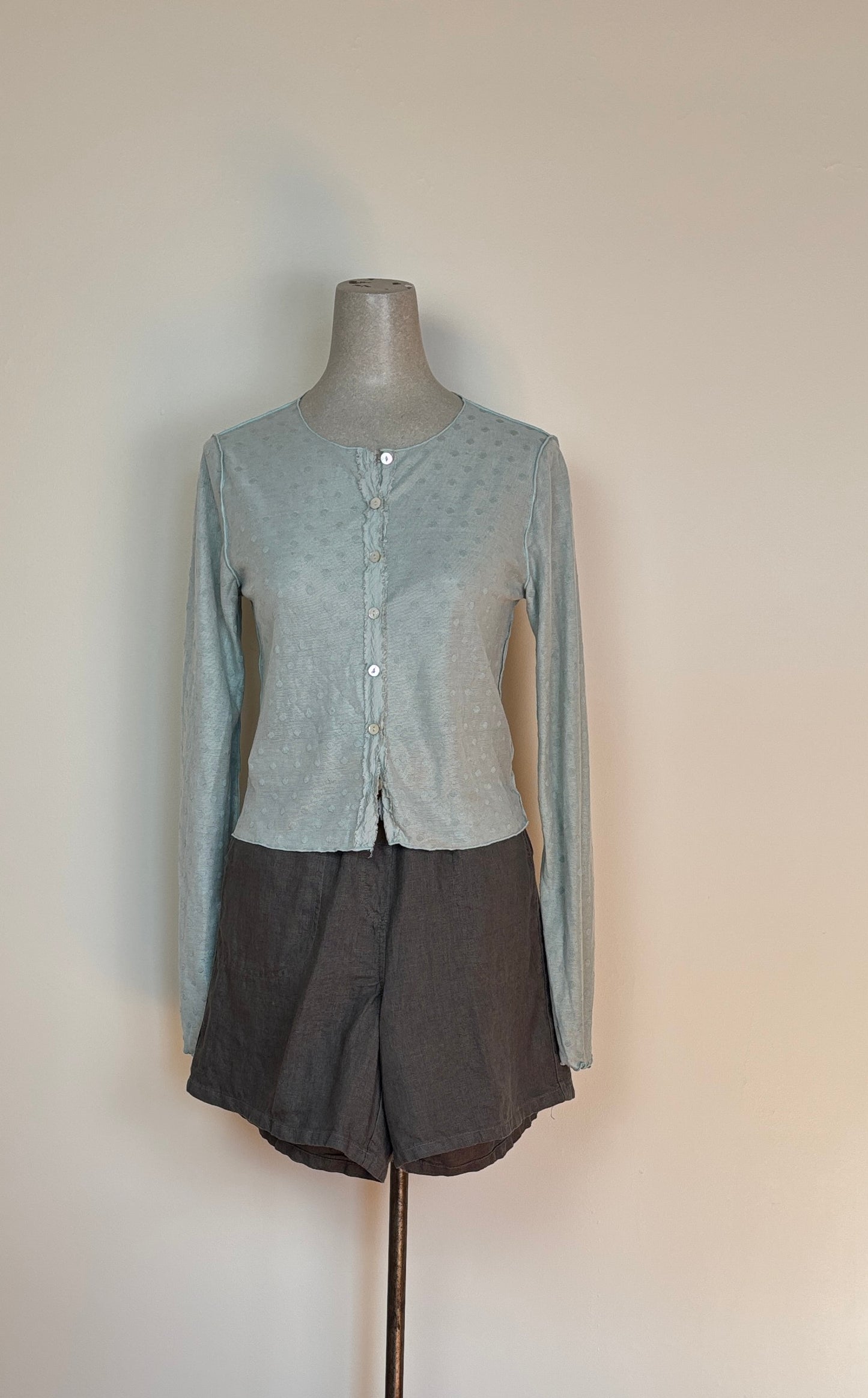 Cut Loose ~ Easy Short - Clay