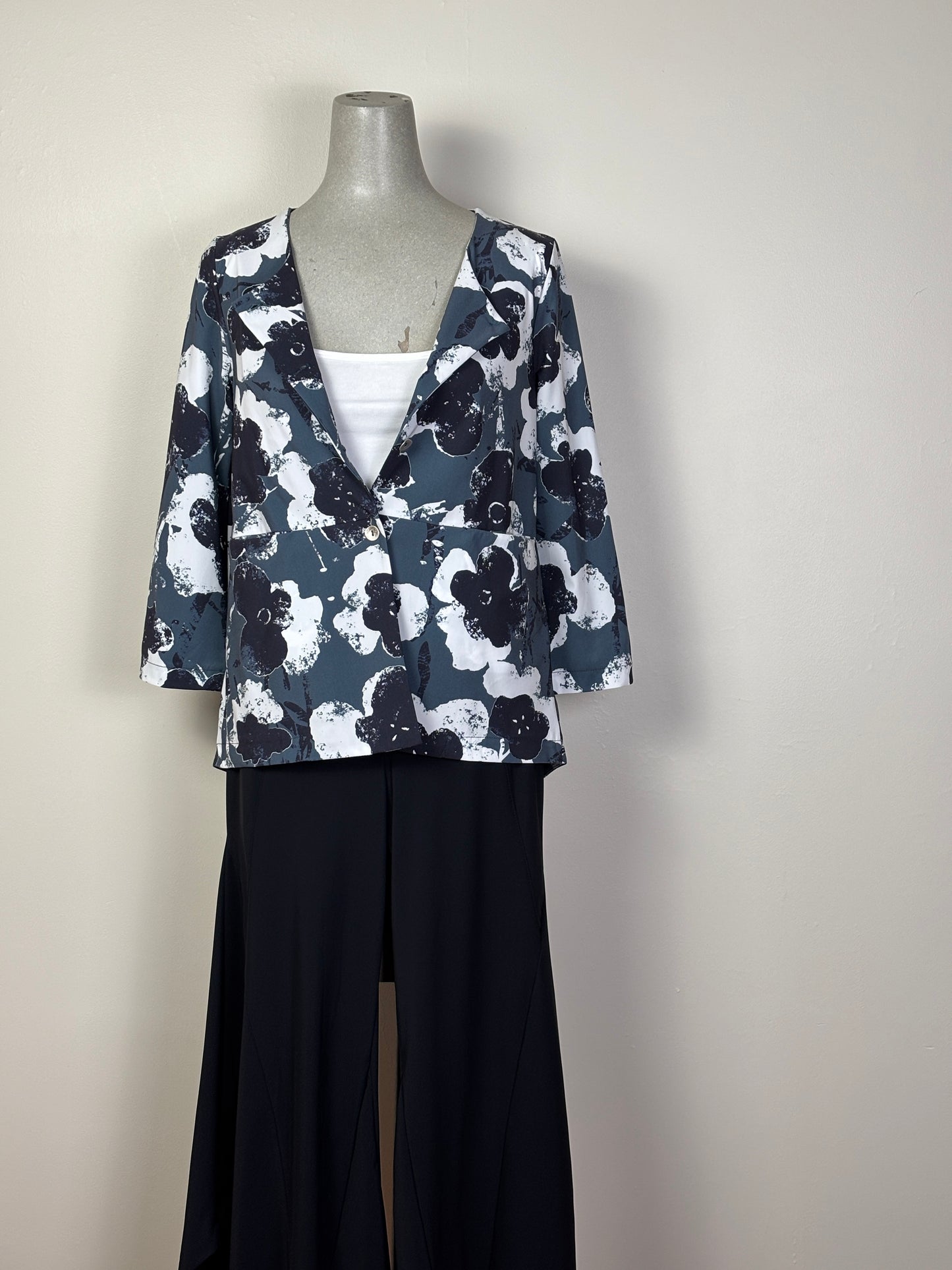 Porto ~ Trudy Jacket - Haze Blossom