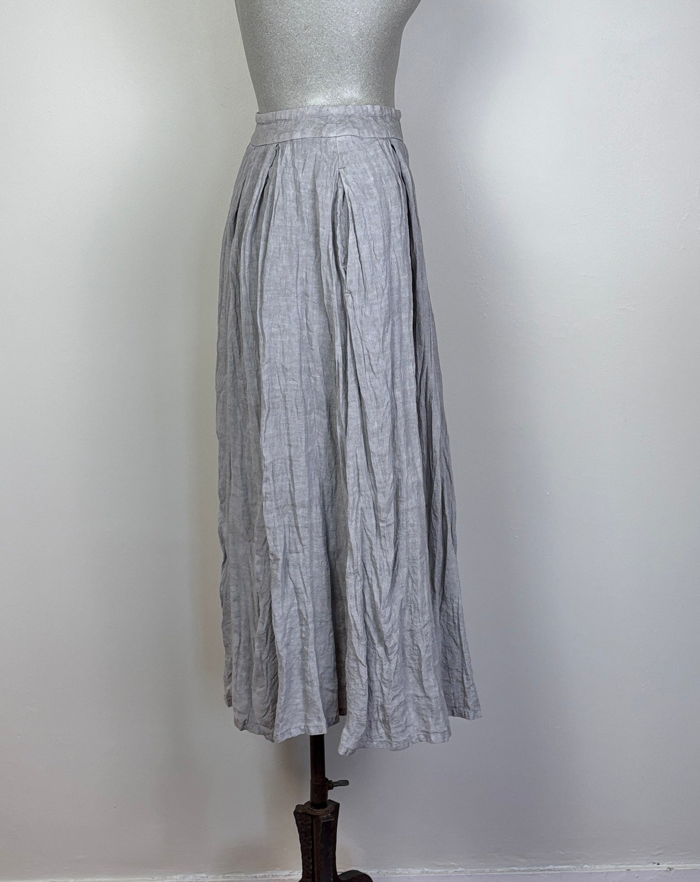 Pas de Calais ~ French Linen Box Pleat Skirt - Grey