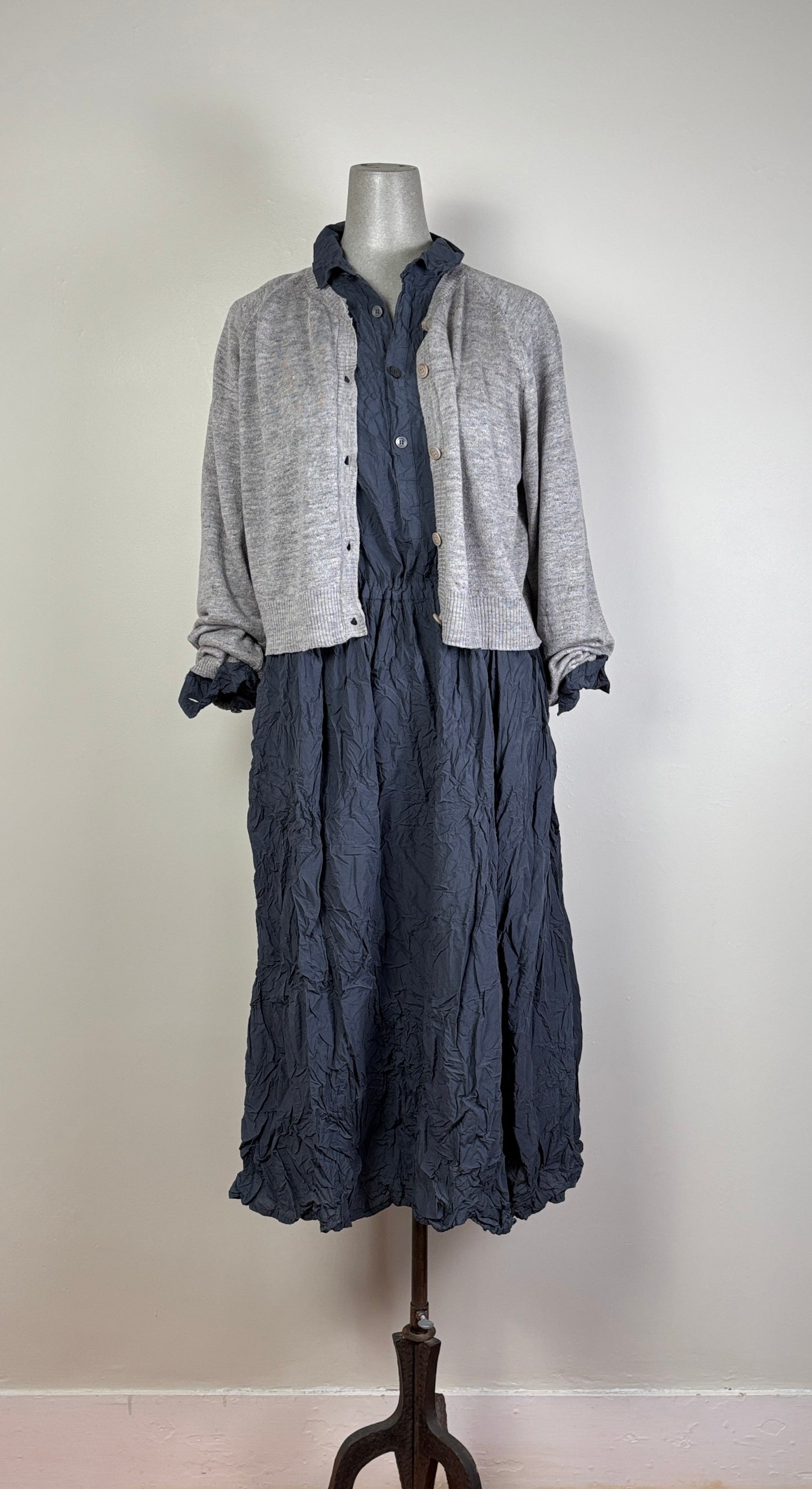 MJW ~ Crop Cardigan - Light Grey