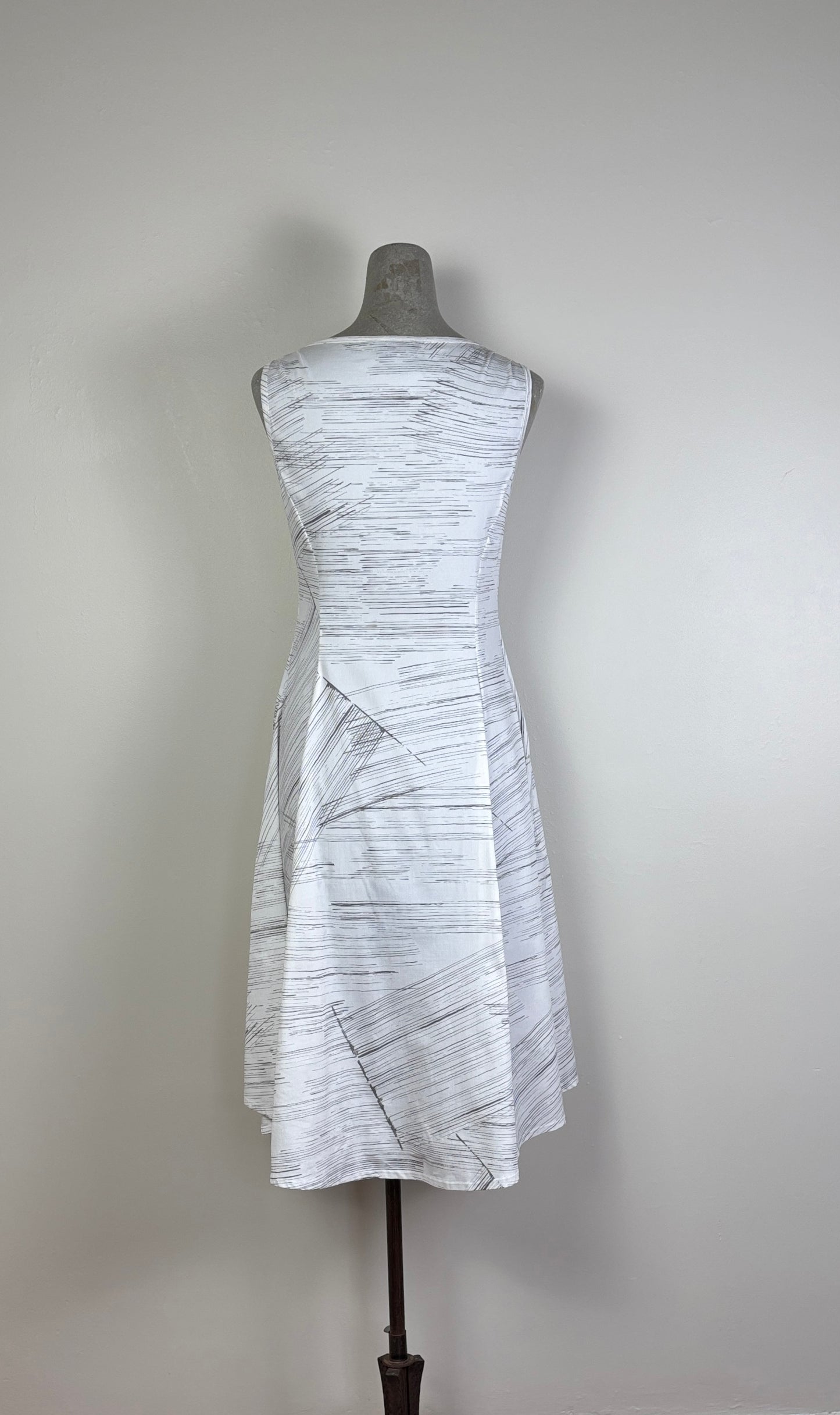 Porto ~ Misha Dress - Quail Laguna