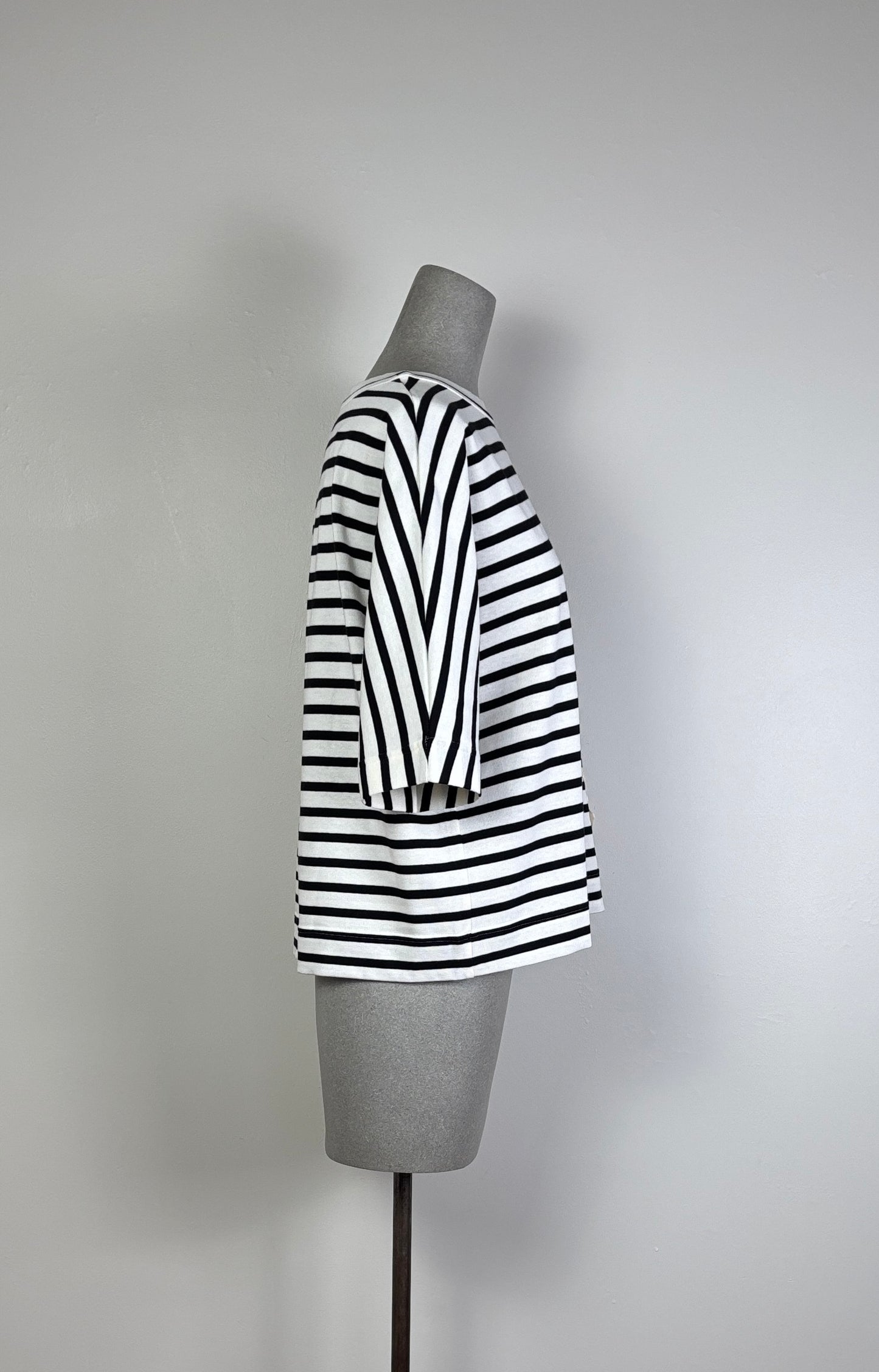 Yoshi Kondo ~ July Striped Top - Black/White