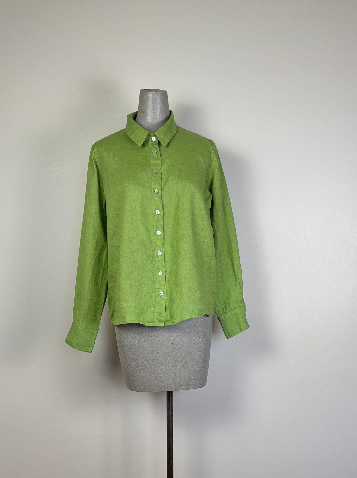 Cut Loose ~ Hanky Linen Shirt - Verde