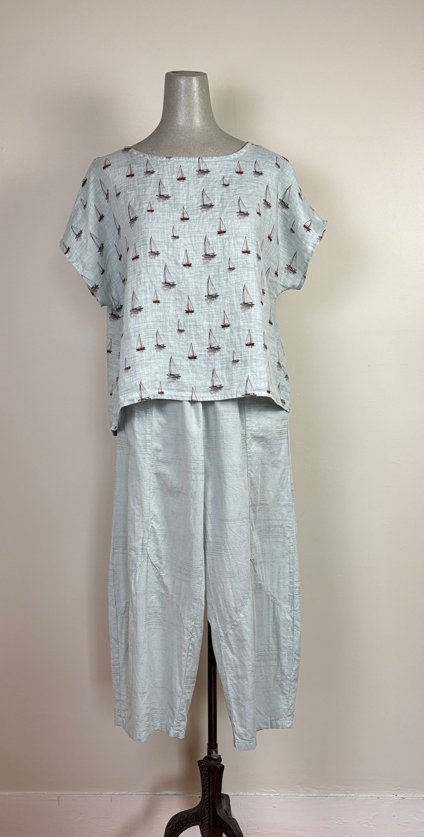 Cut Loose ~ Barrel Crop Pant - Moonlight
