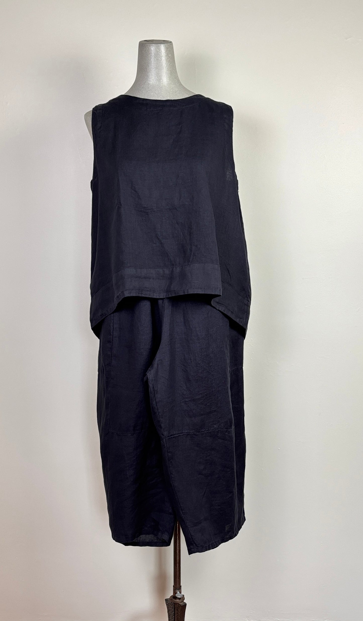 Cut Loose ~ Balloon Crop Linen Pant - Lights Out