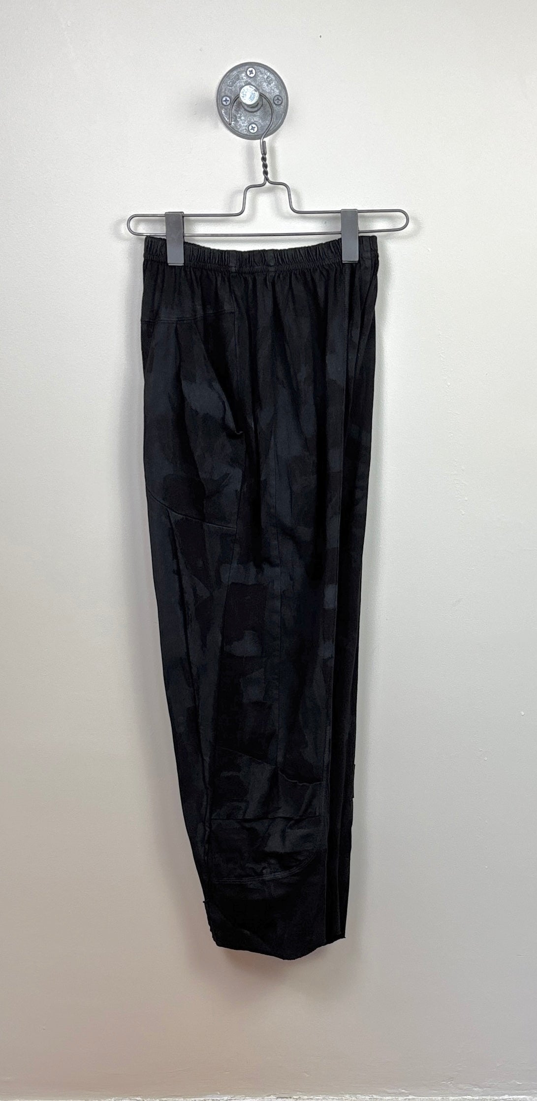 Cynthia Ashby ~ Sage Pants - Traffic Print