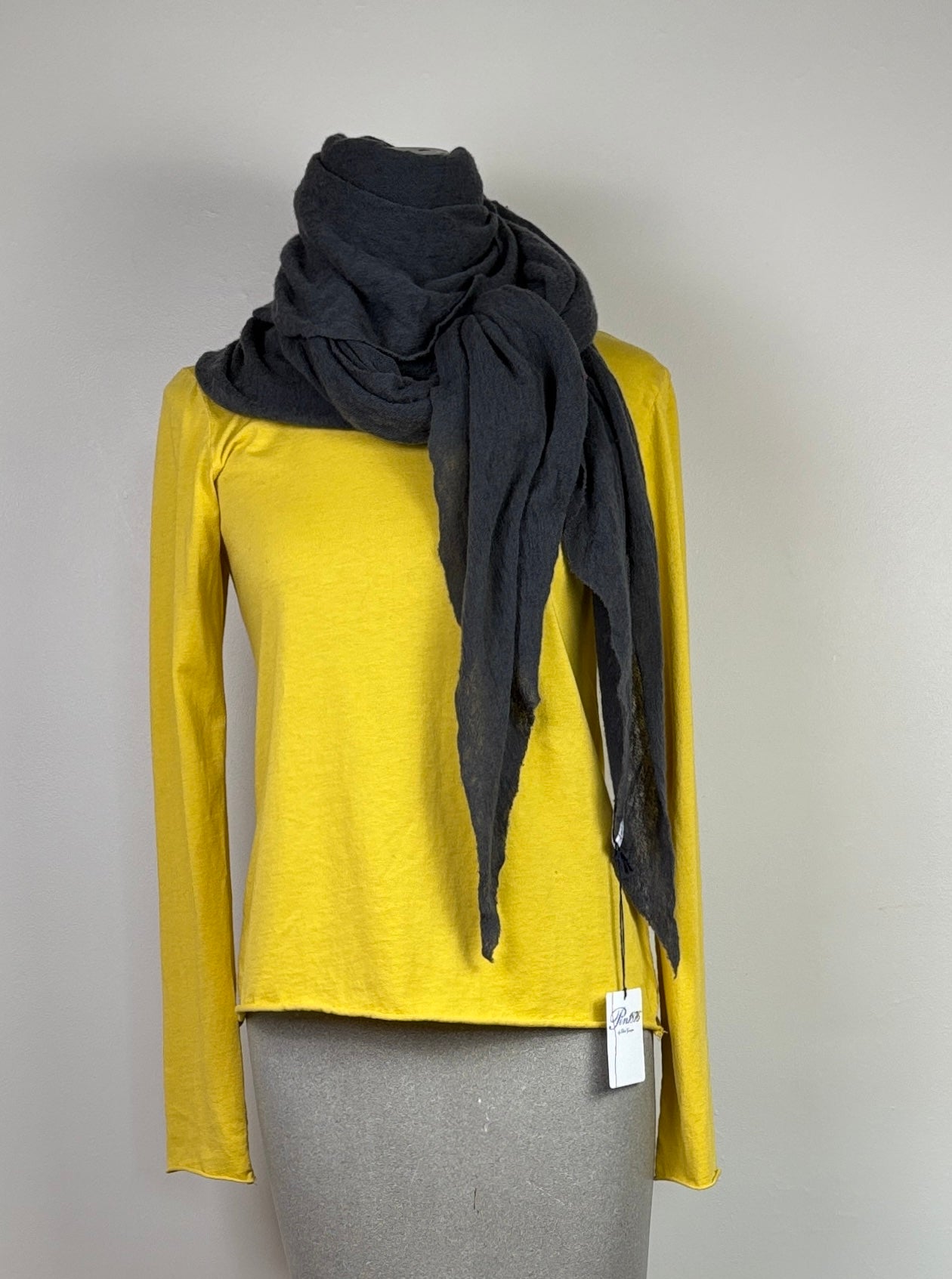 Pin 1876 ~ Cashmere Diamond Scarf - Charcoal