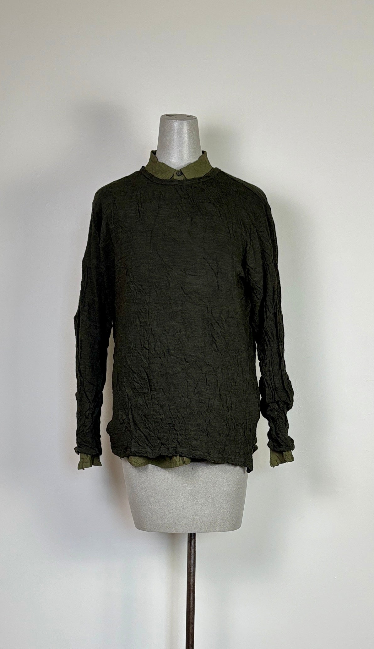 Pas de Calais ~ Gauze Crinkle Pullover - Khaki