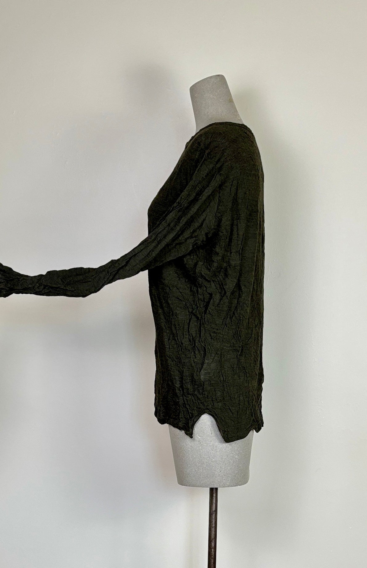 Pas de Calais ~ Gauze Crinkle Pullover - Khaki