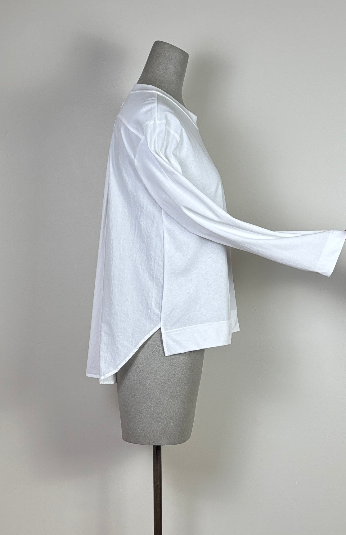 Yoshi Kondo ~ Jewel Tee - White