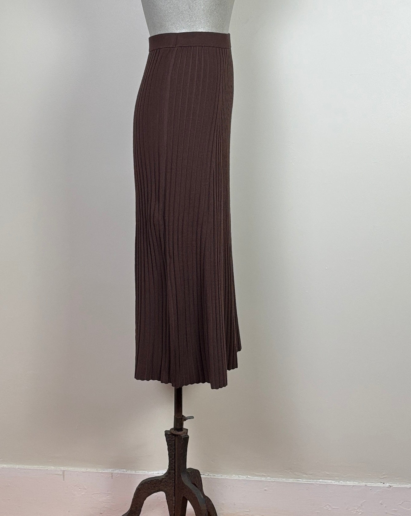 Lilla P. ~ Straight Rib Skirt - Mink