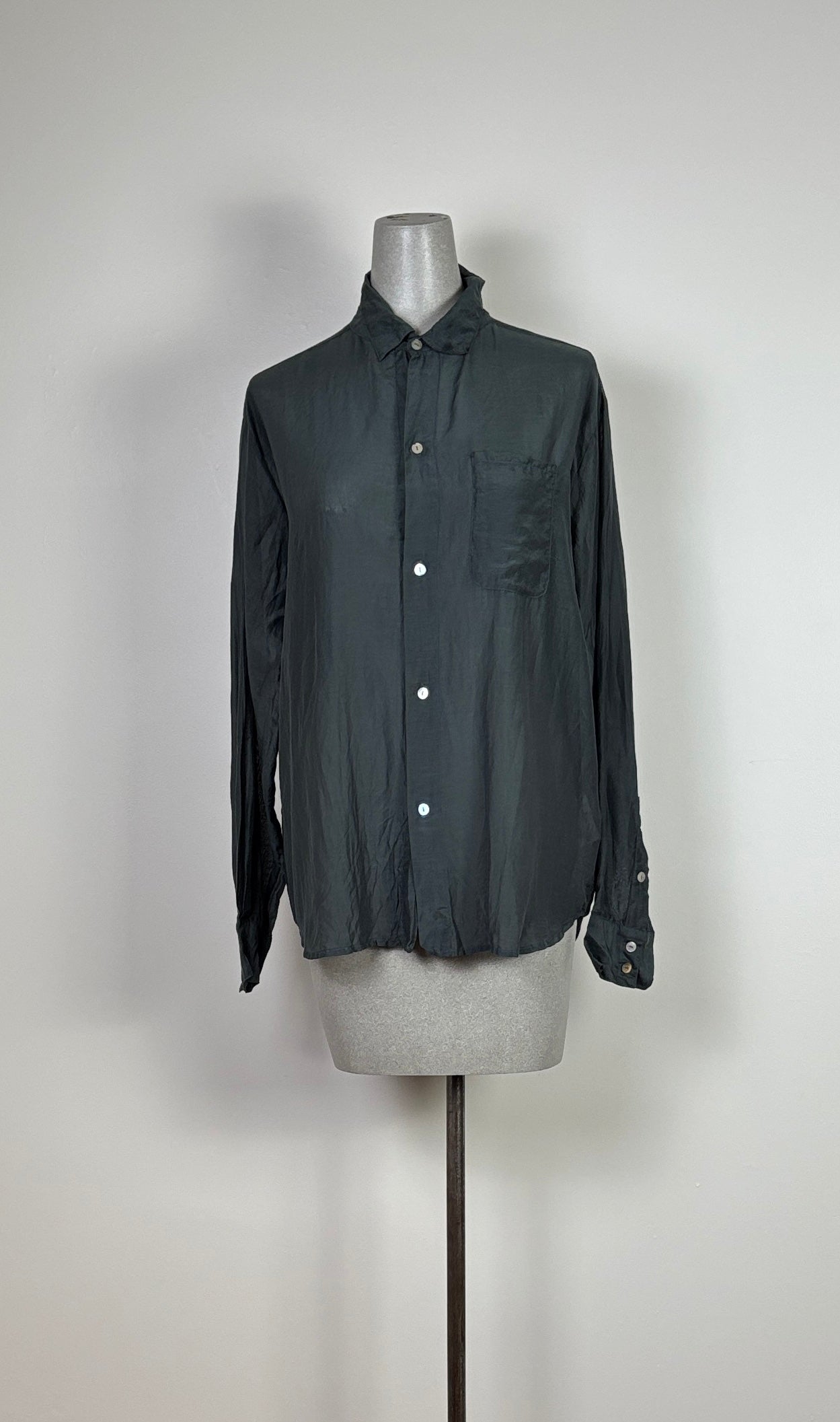 Sula ~ Man Shirt - Jet Set