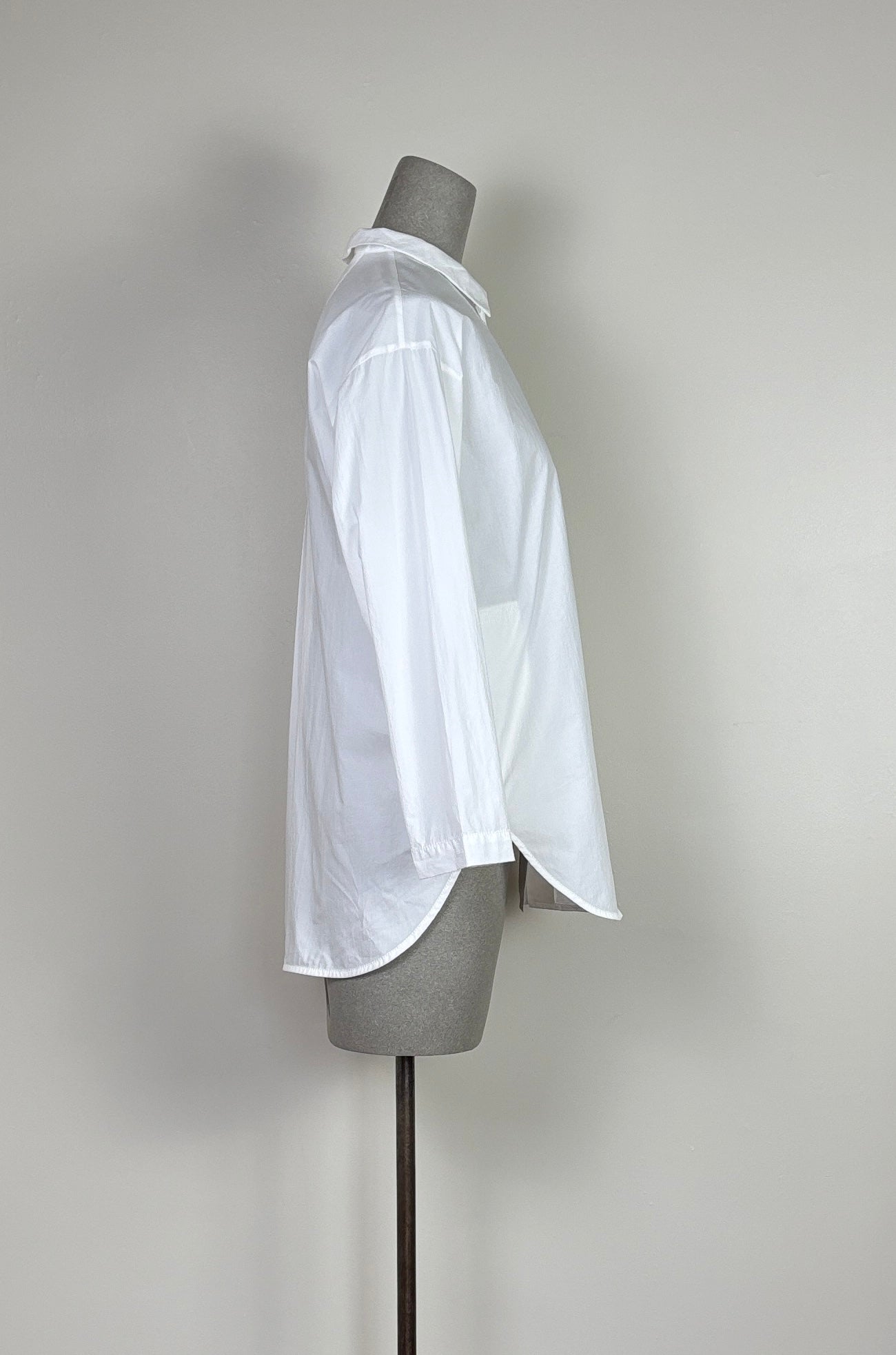Yoshi Kondo ~ Grape Shirt - Off White