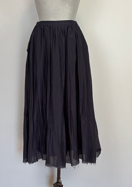 Pas de Calais  ~ Cotton and Silk Lawn Long Skirt - Navy