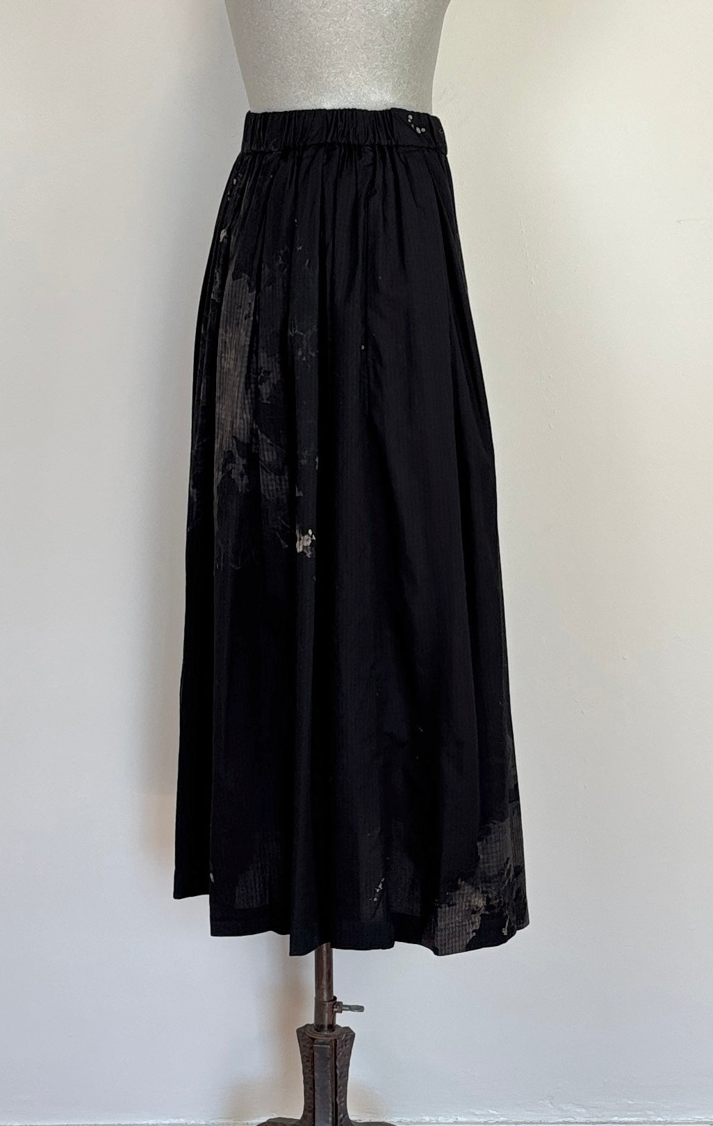 Pas de Calais ~ Cotton Checkered Gathered Skirt - Black