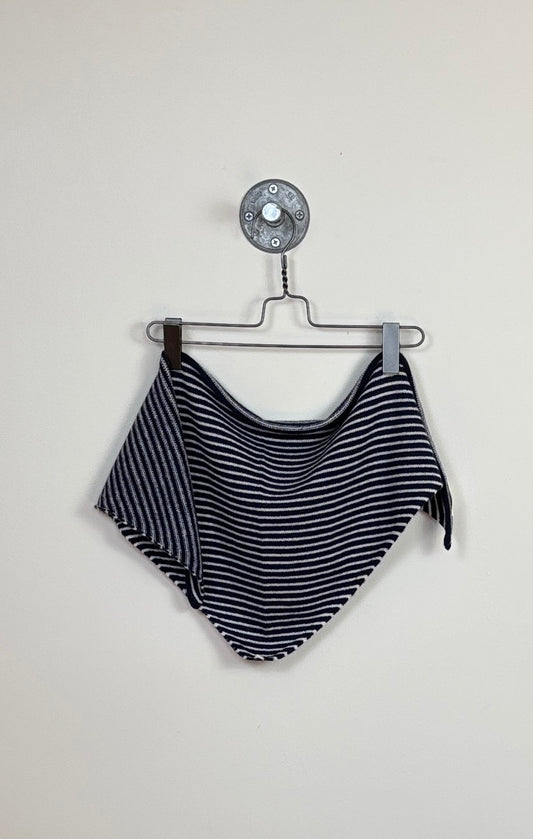 MJW  ~  Triangle Scarf - Navy/Natural