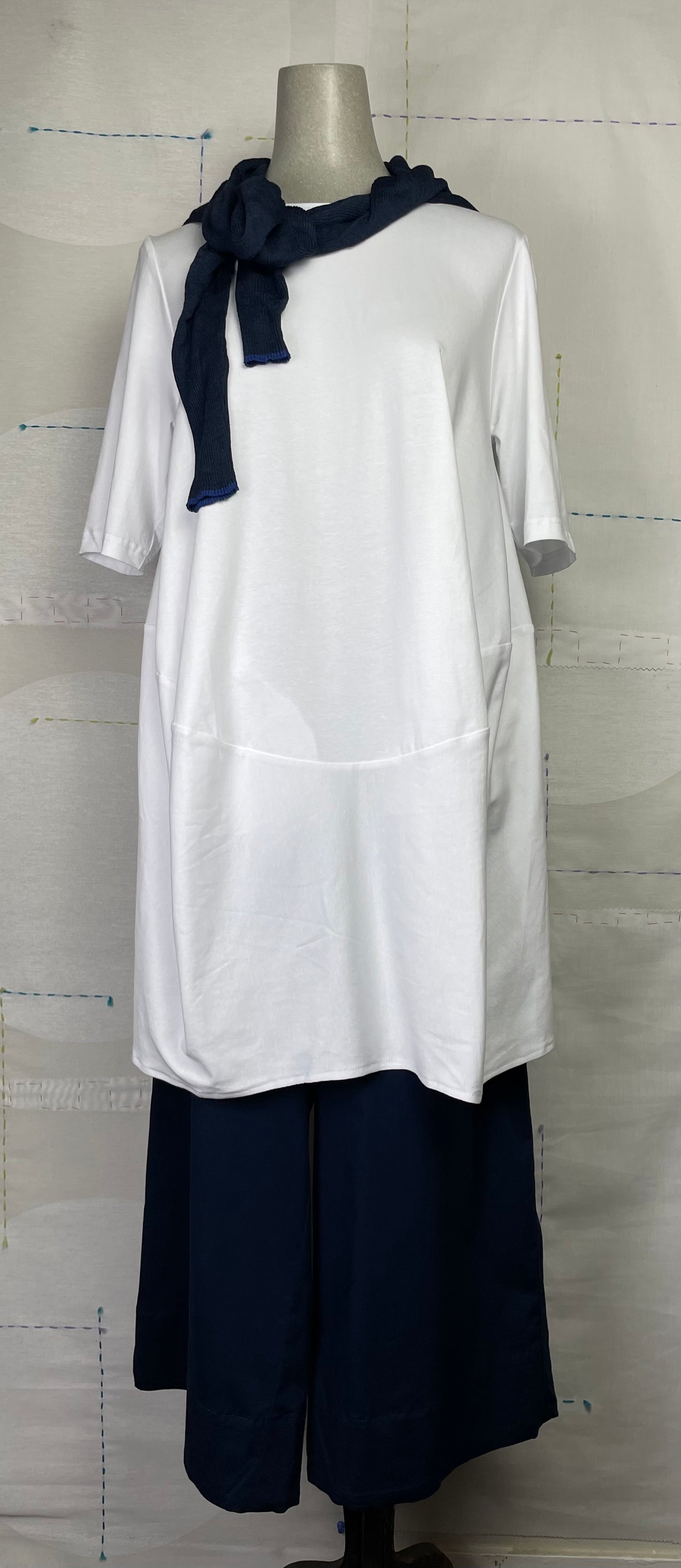 KnitKnit ~ Elbow Sleeve Tunic Tee - Bianco