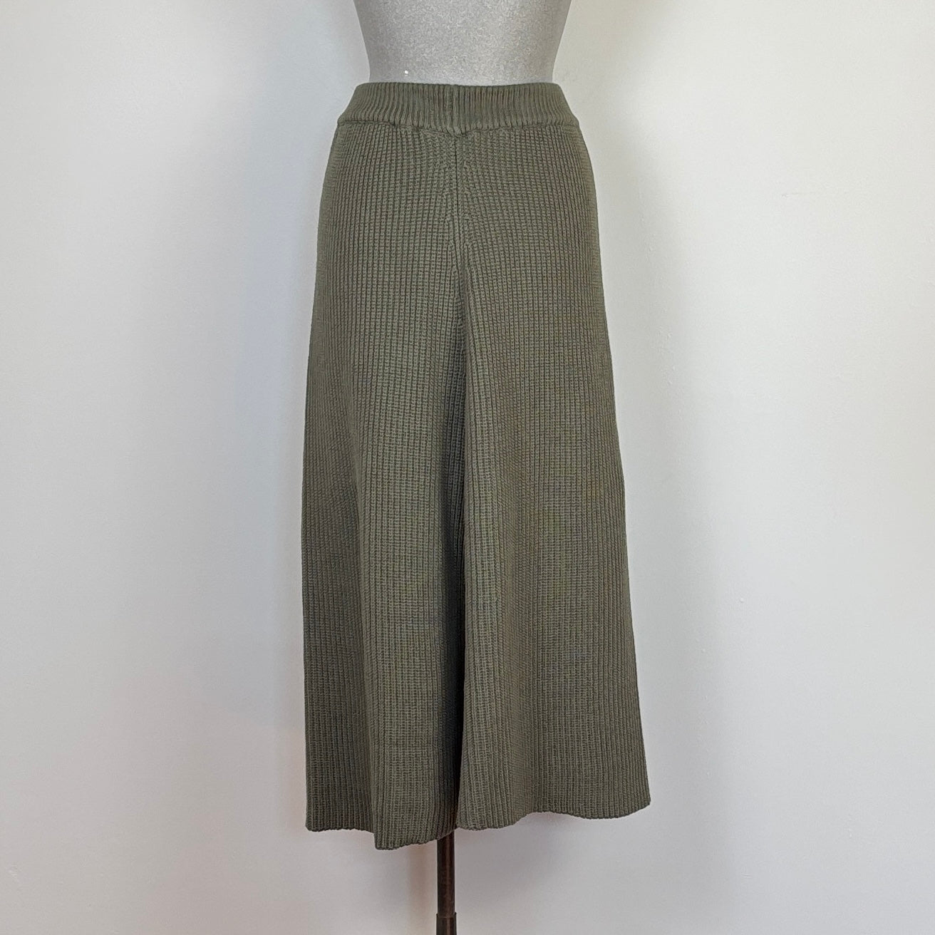 Beaumont Organic  ~  Mio, Organic Cotton Skirt - Soft Khaki