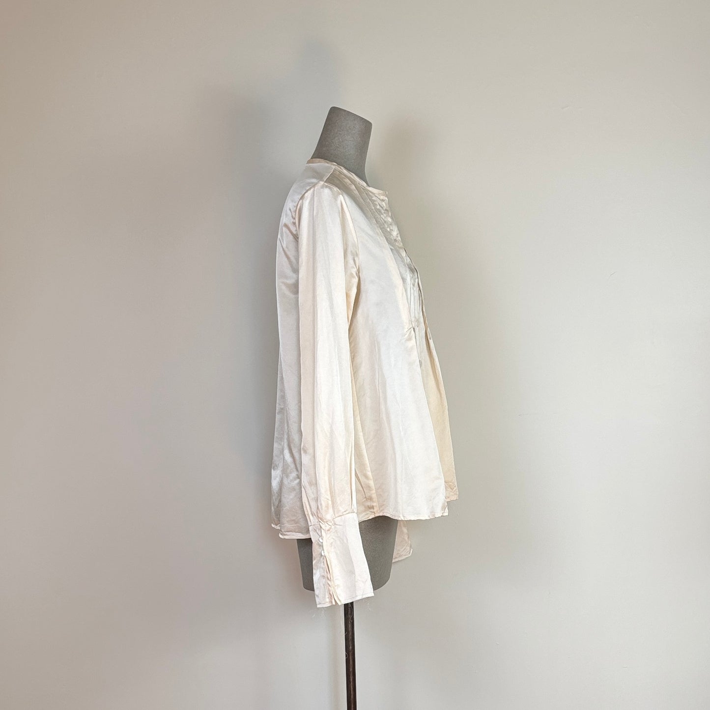 Sula  ~  Pleat Shirt - Eggnog