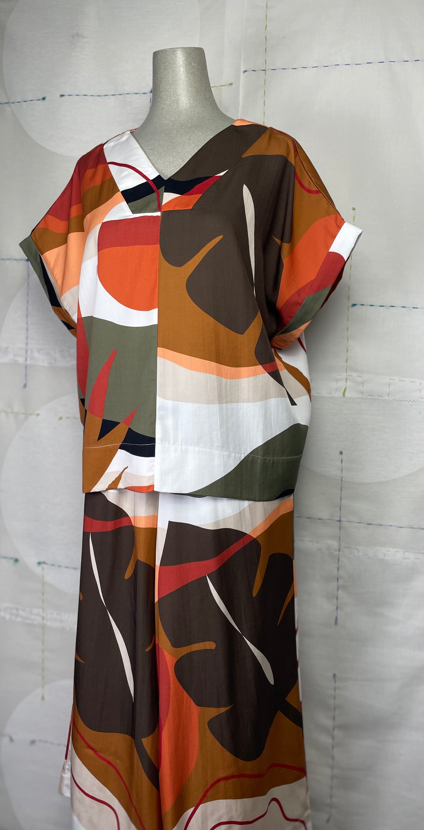 Beaumont Organic ~ Ariel-Paige Top - Rockpool Print