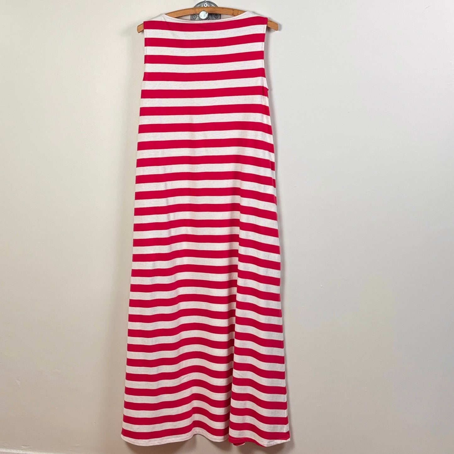 Apuntob ~ A-Line Jersey Maxi Dress - Raspberry/White