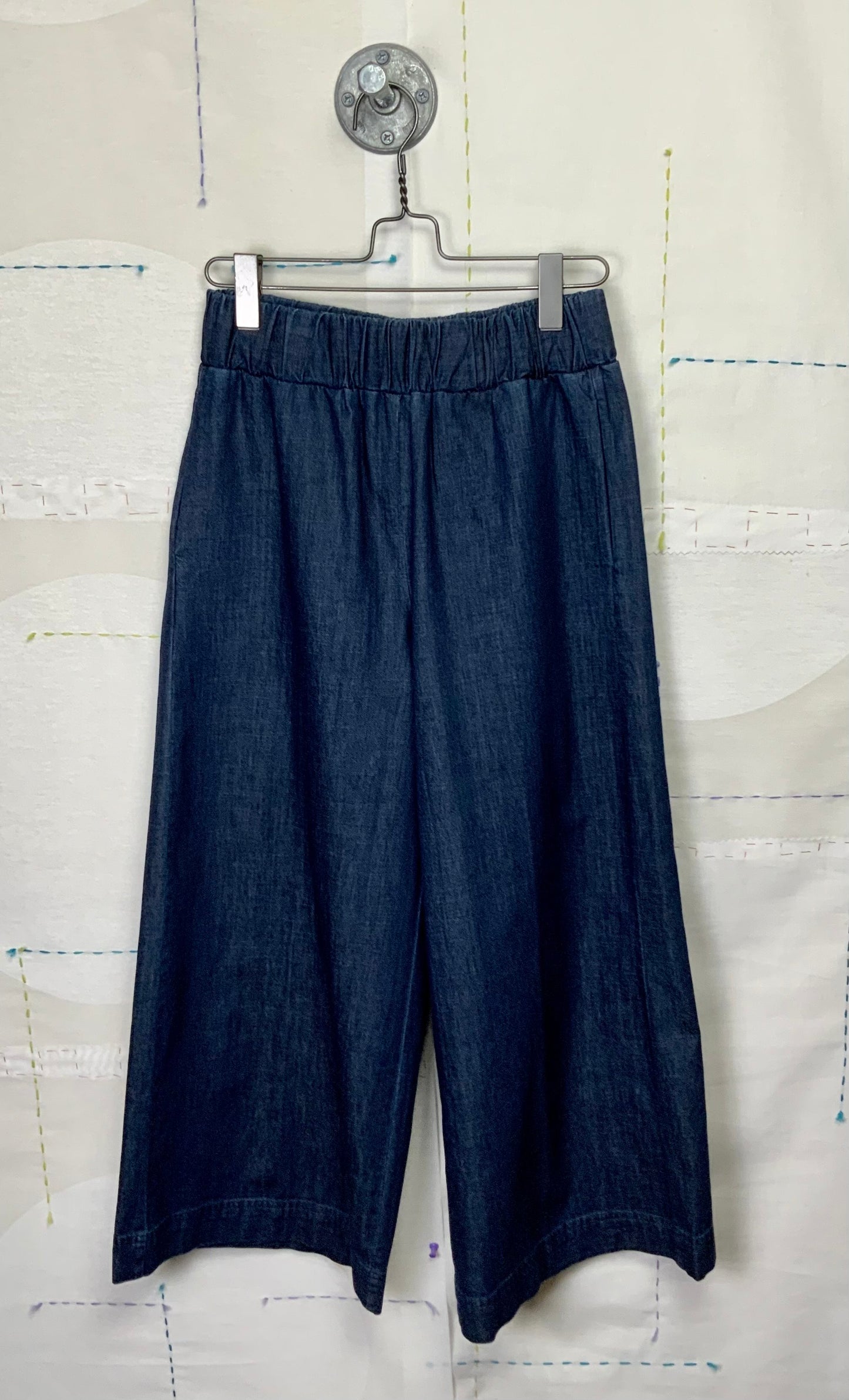 Beaumont Organic ~ Elm-Leigh Chambray Trouser-Indigo