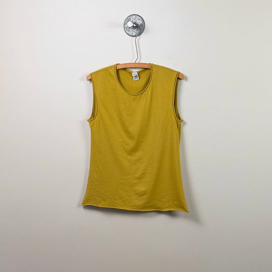 Prairie Underground  ~  Barre Tee #1503 - Green Tea