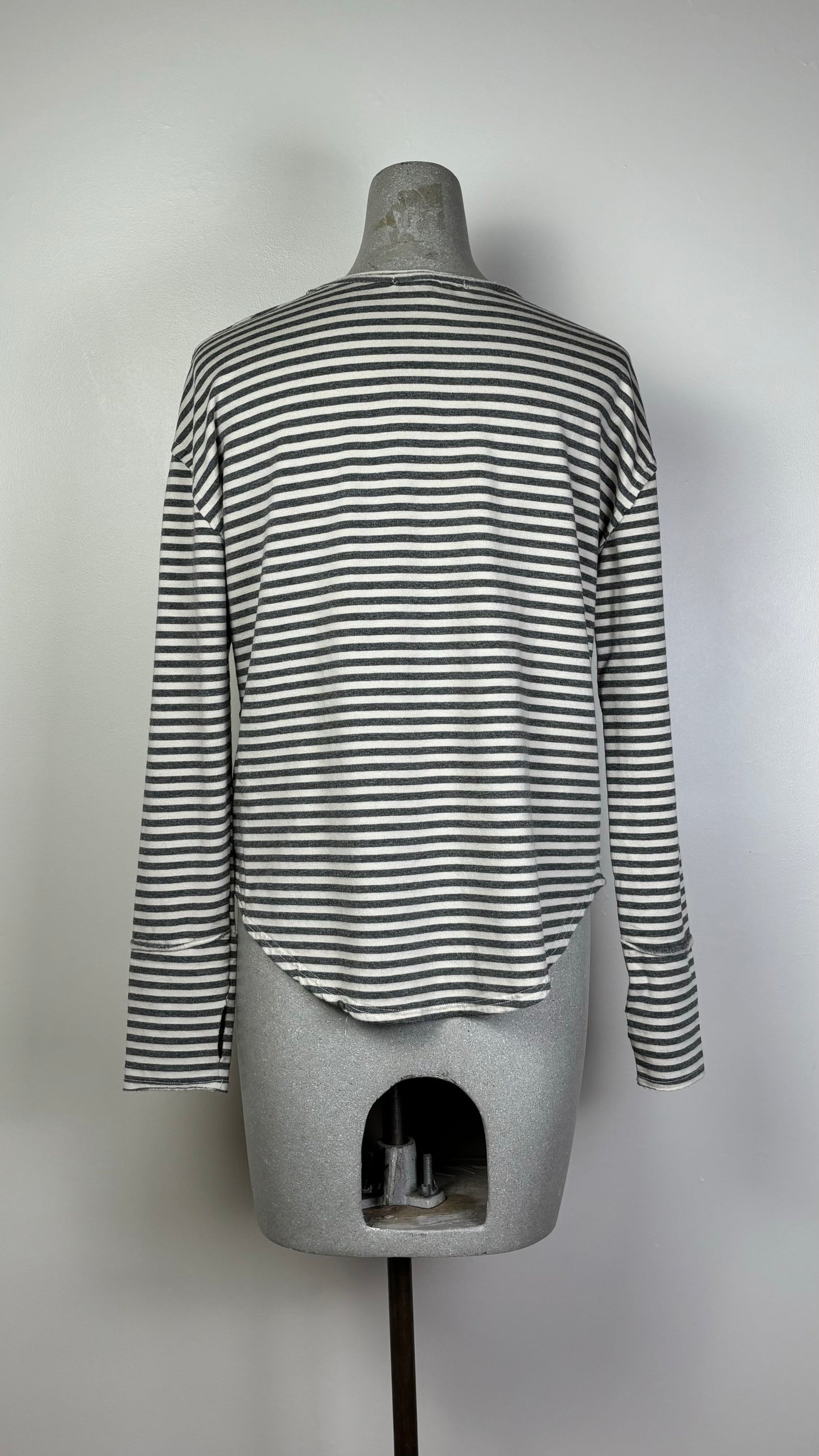 Cut Loose  ~  Striped Thumbhole Top - Gray/Moonbeam