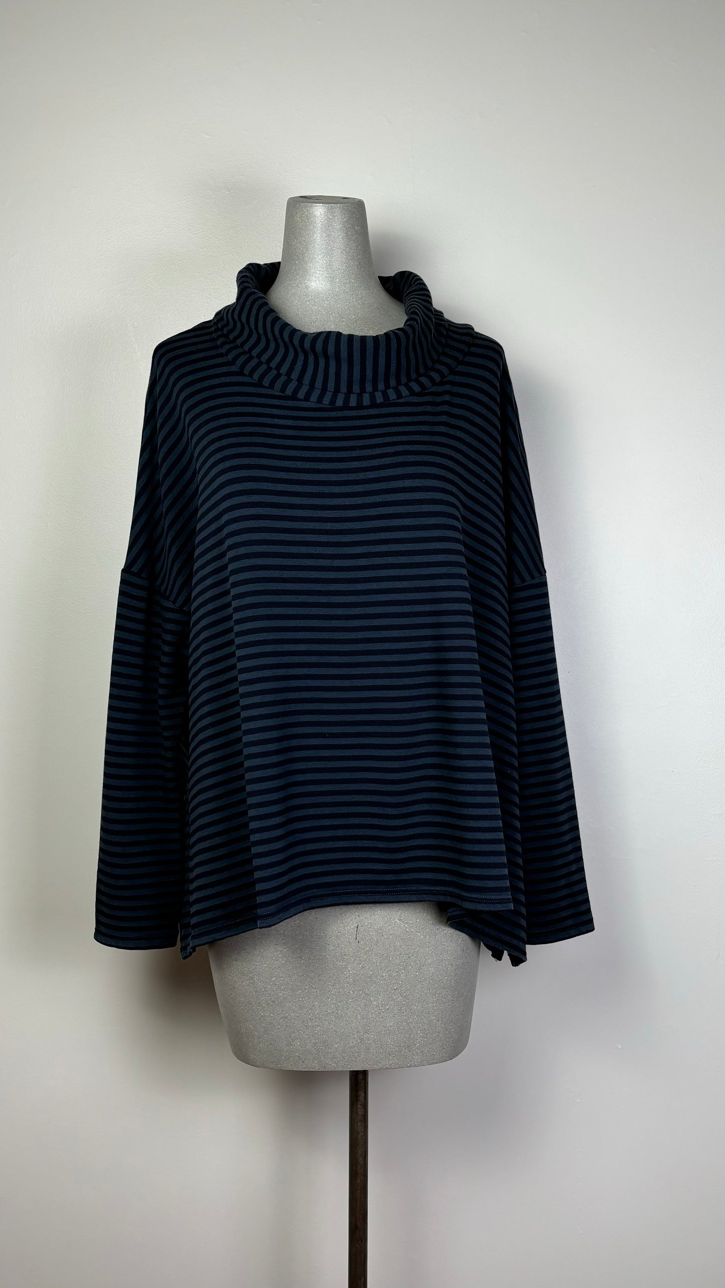 Cut Loose  ~  Striped One Size Cowl - Night