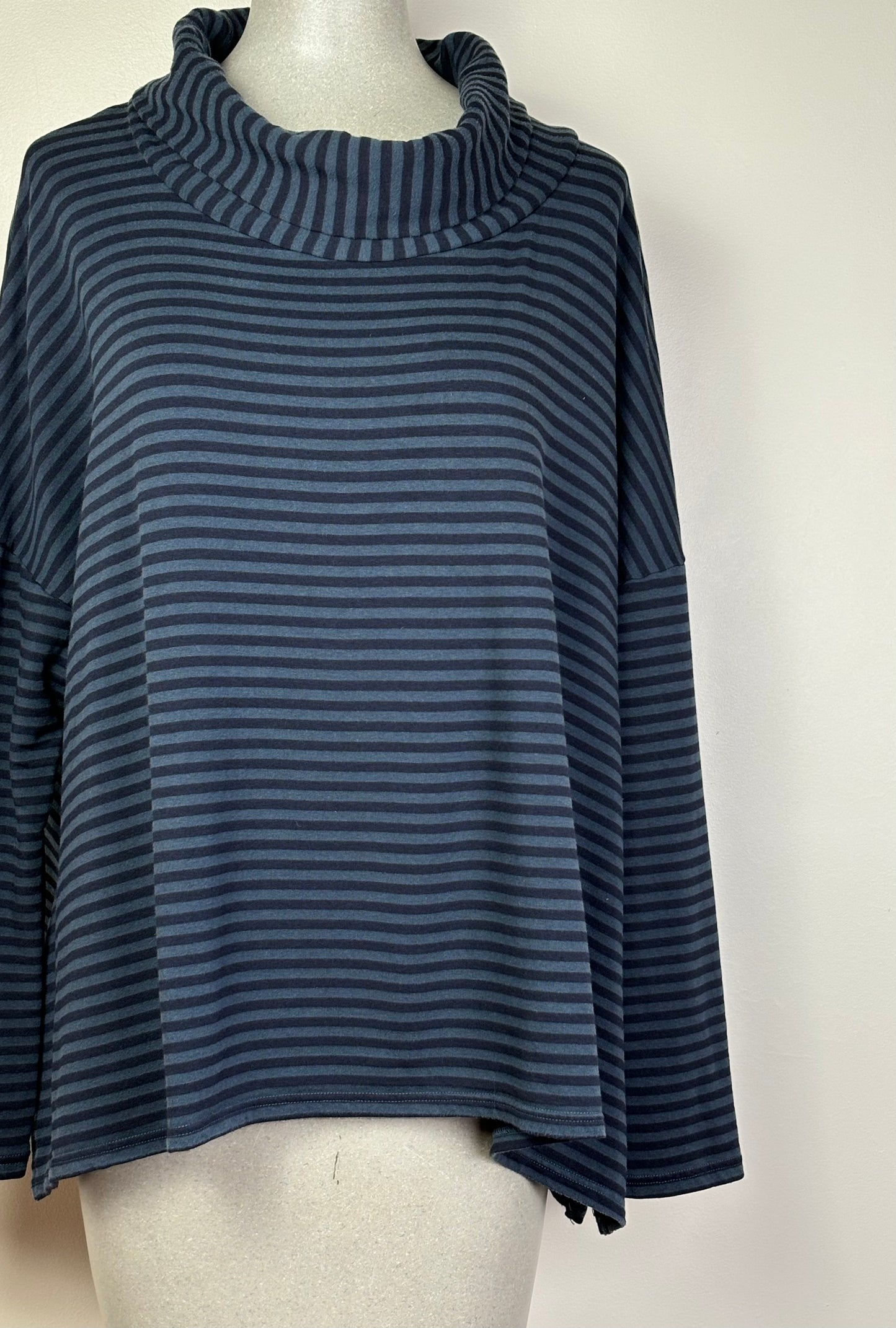 Cut Loose  ~  Striped One Size Cowl - Night