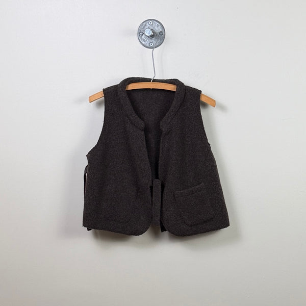 Sula  ~  Flight Vest - Brown