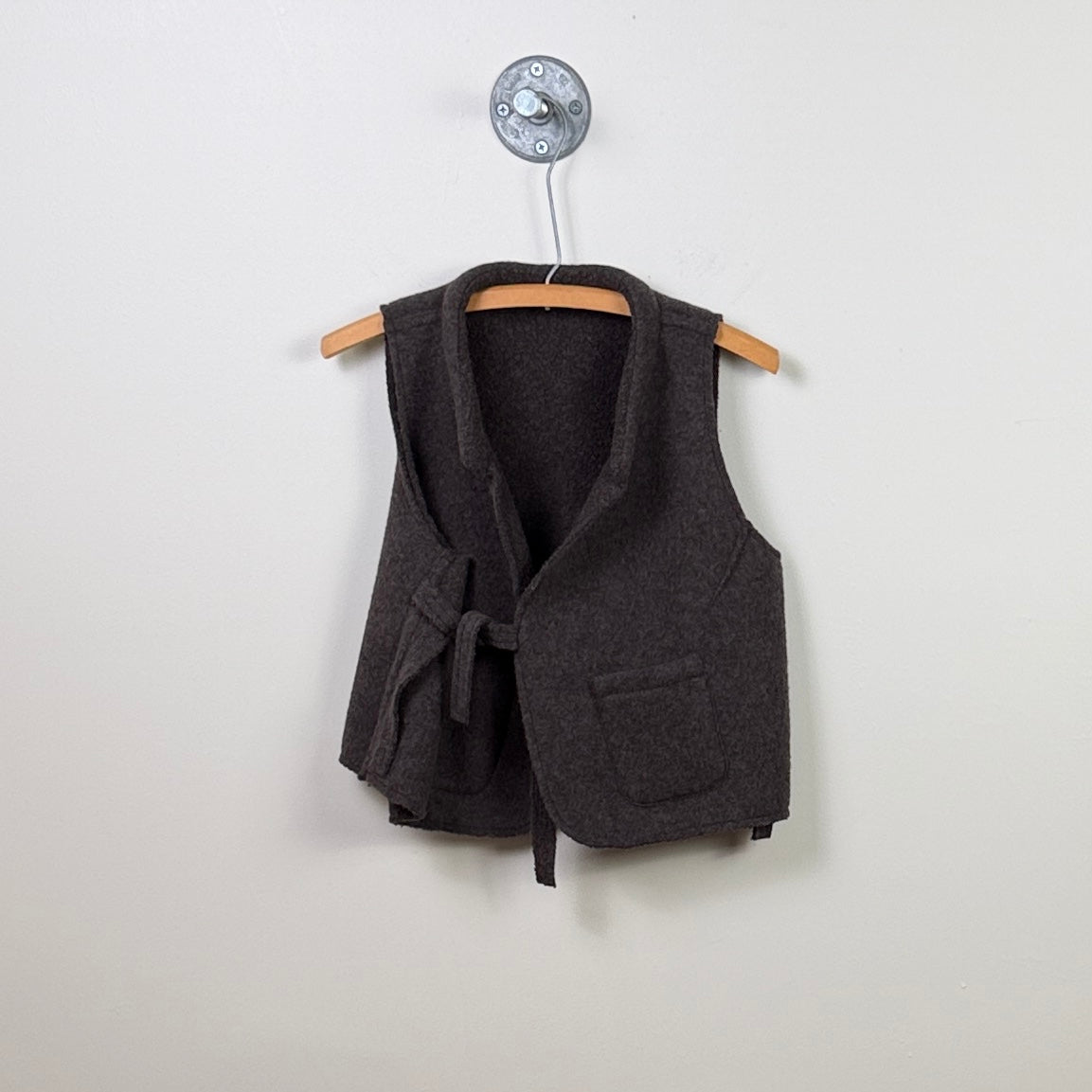 Sula  ~  Flight Vest - Brown