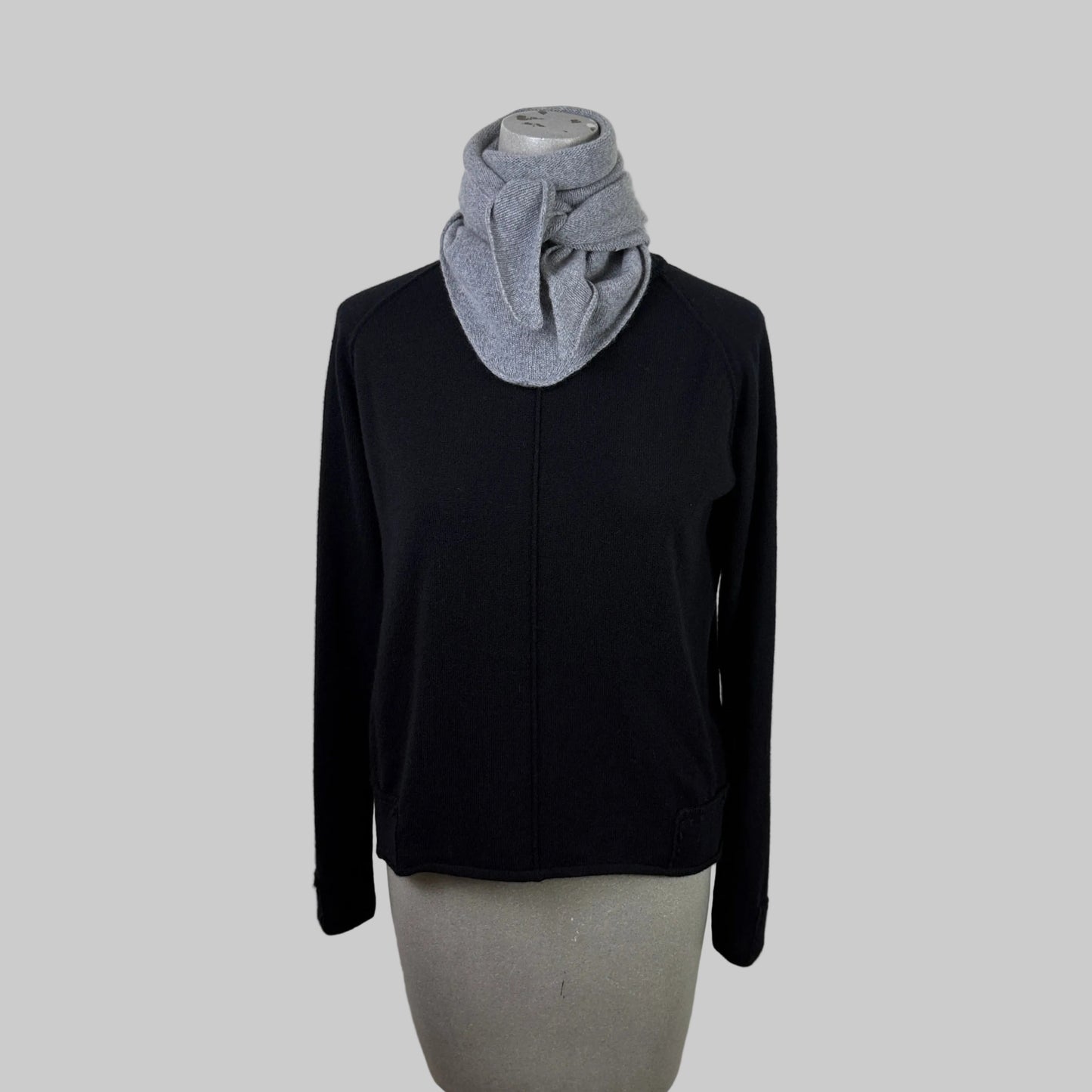 MJW.  ~  V Neck Pullover - Black