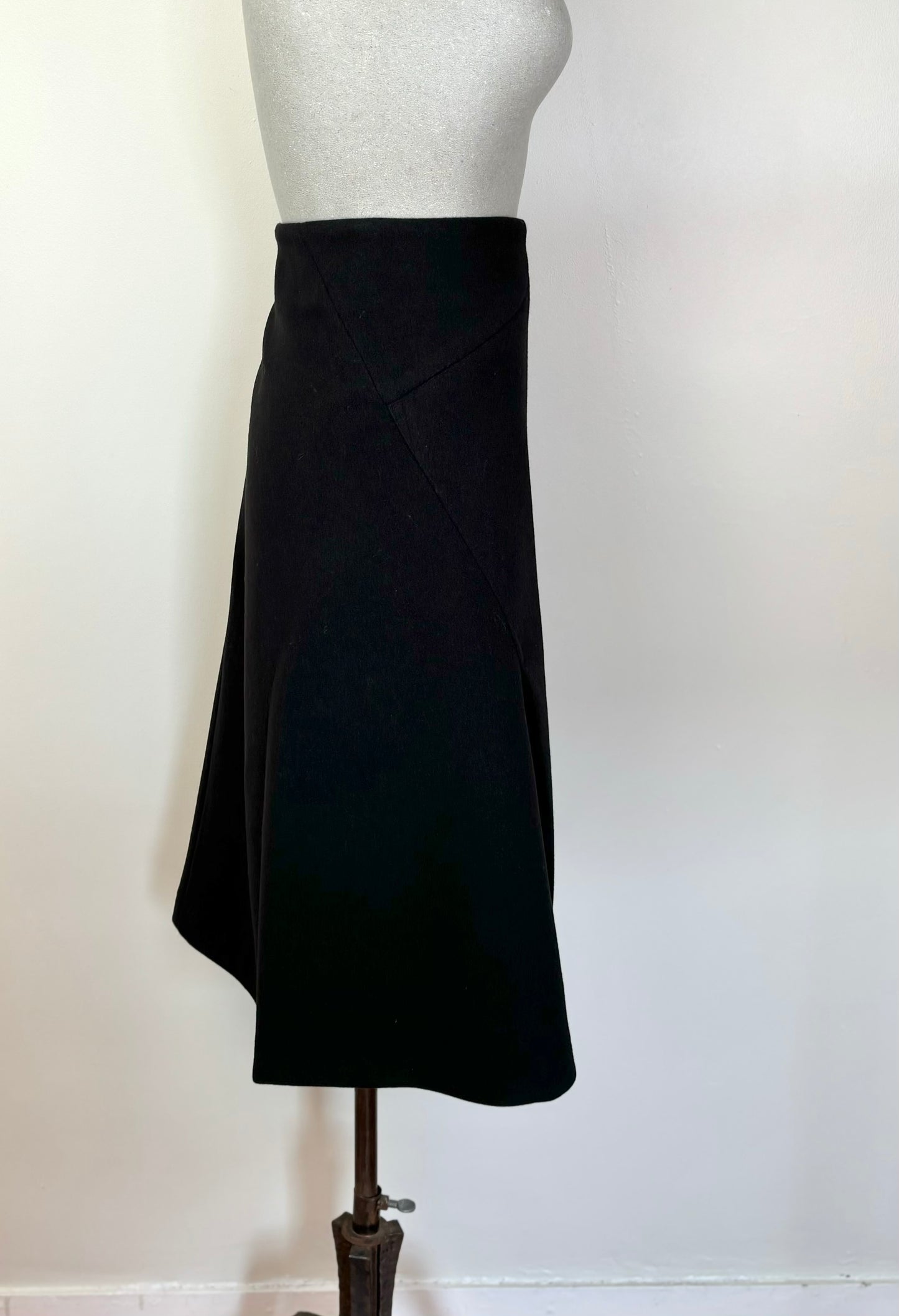 Yoshi Kondo  ~  Balloon Paris Skirt - Black