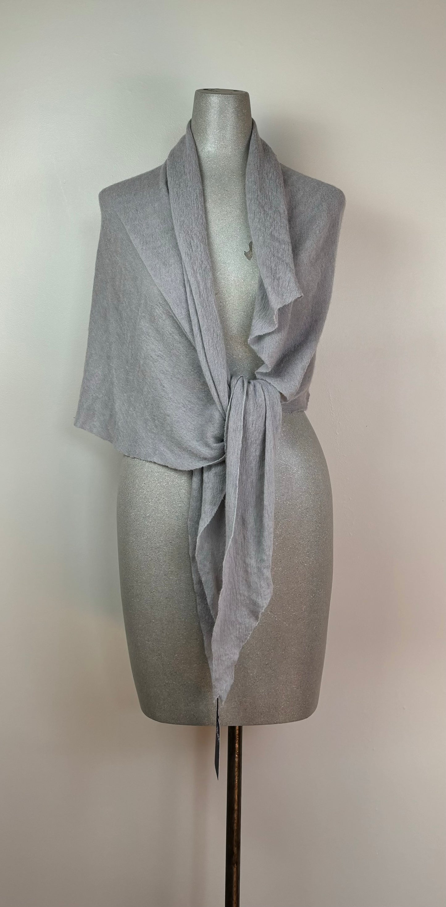 Pin 1876  ~  Cashmere Diamond Scarf - Gray