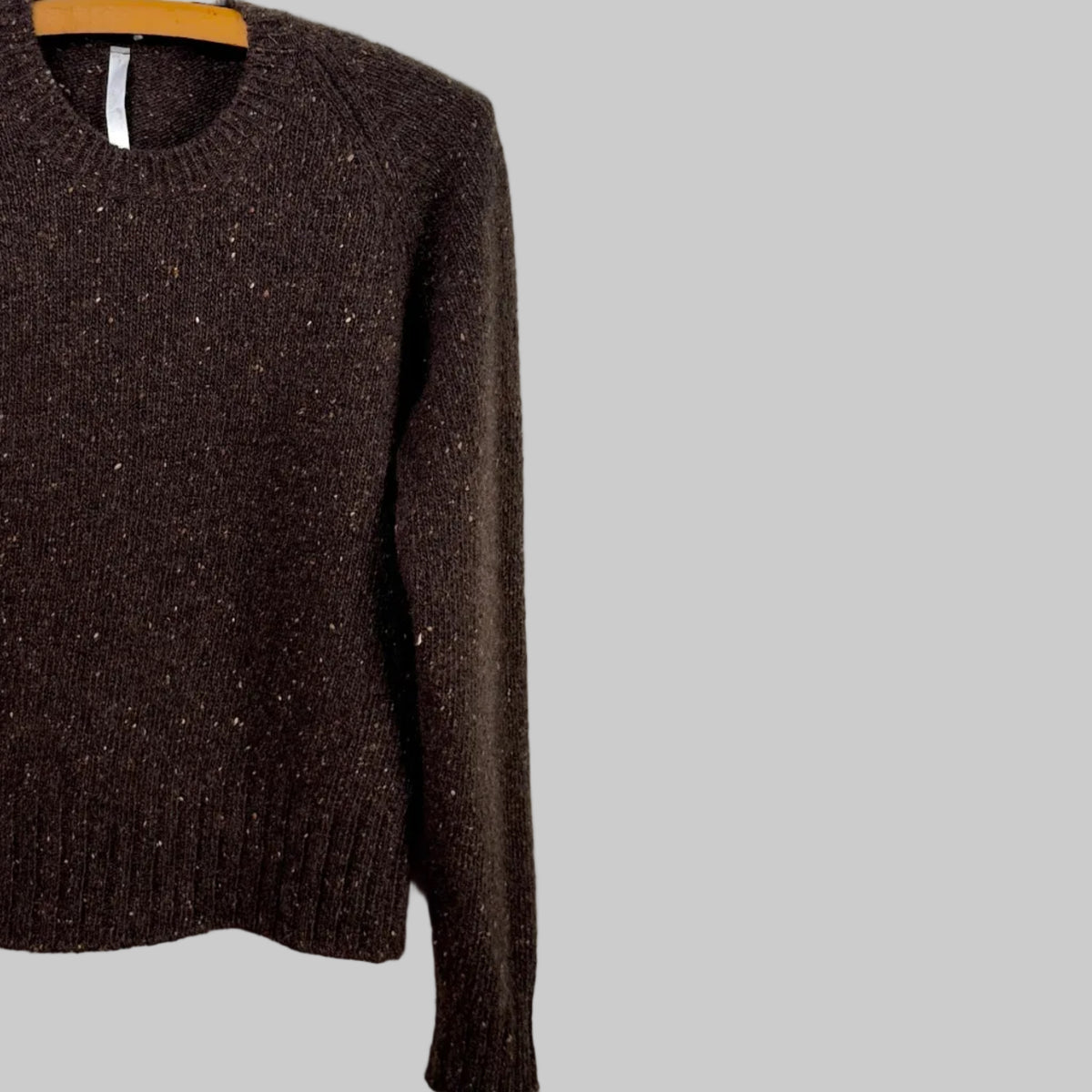 MJW.  ~  Short Cashmere Pullover - Brown