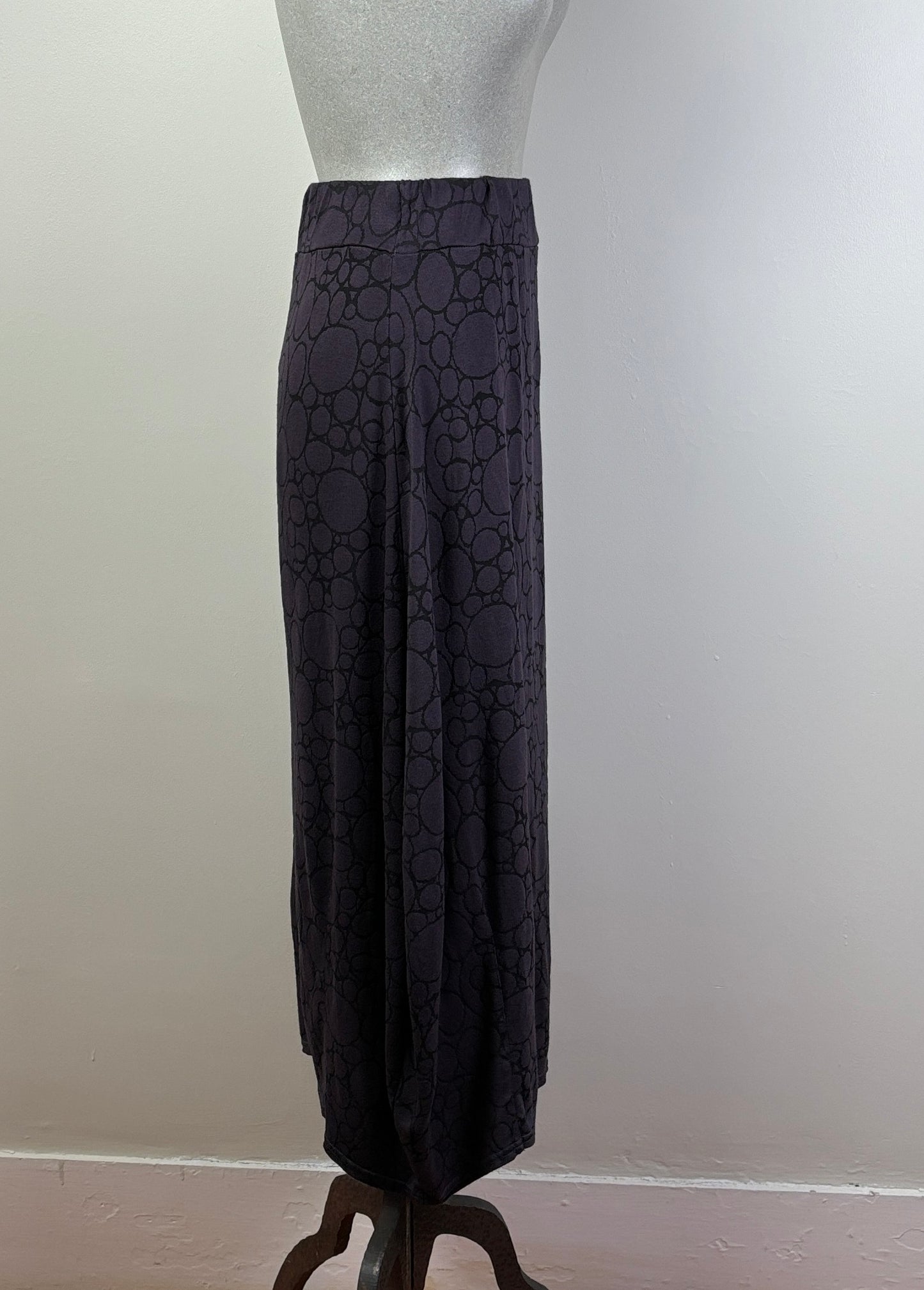 Cut Loose  ~  Ring Jacquard Lantern Skirt - Anthracite