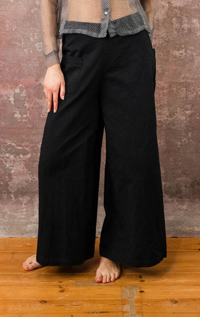Sula  ~  Mud Pants - Black