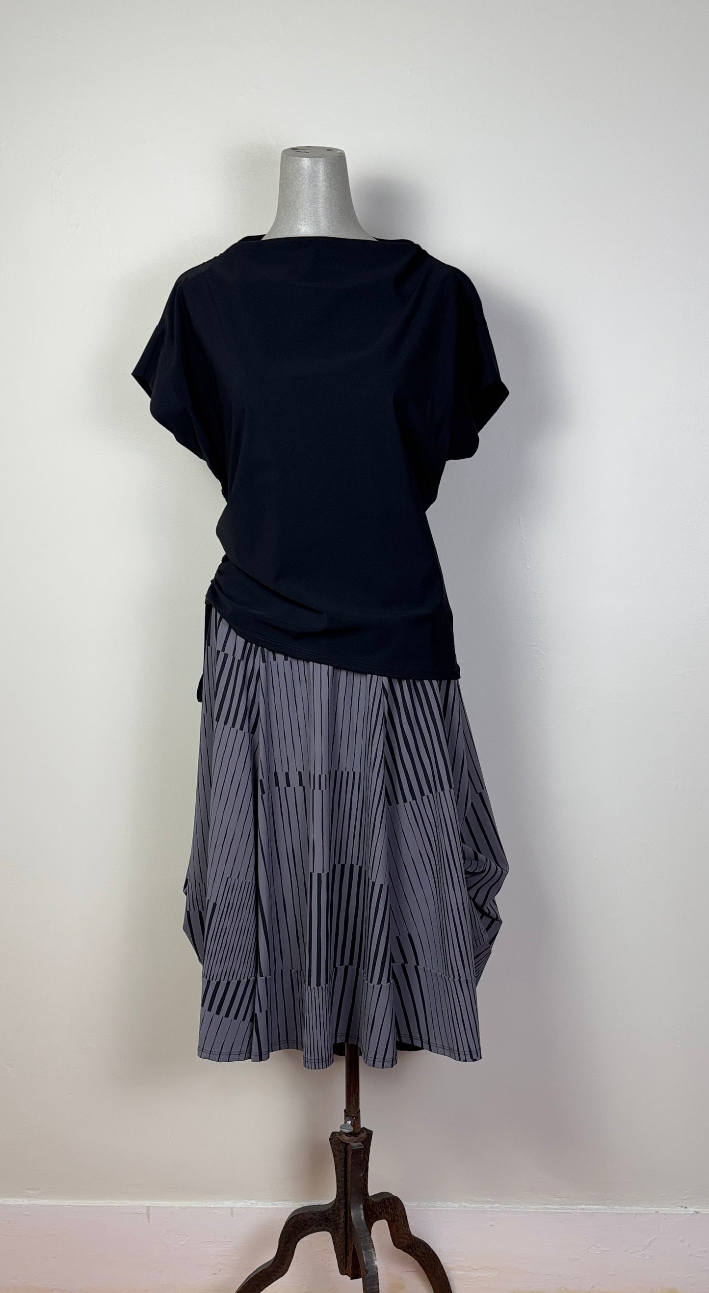 Porto  ~  Mondrian Top - Black