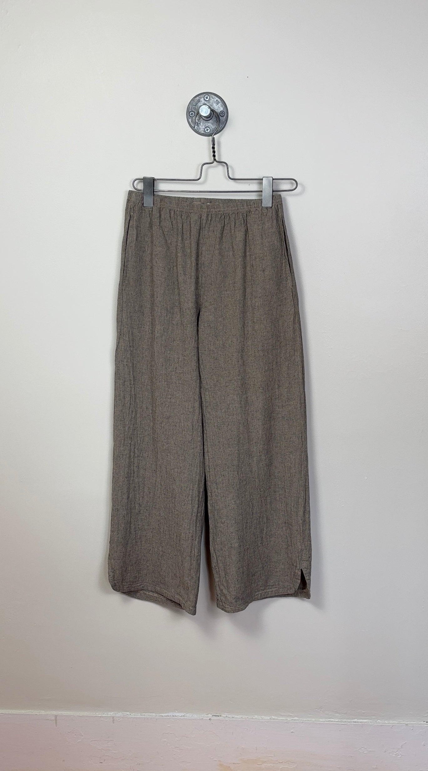 Cut Loose  ~  Crosshatch Vented Pants - Cashew