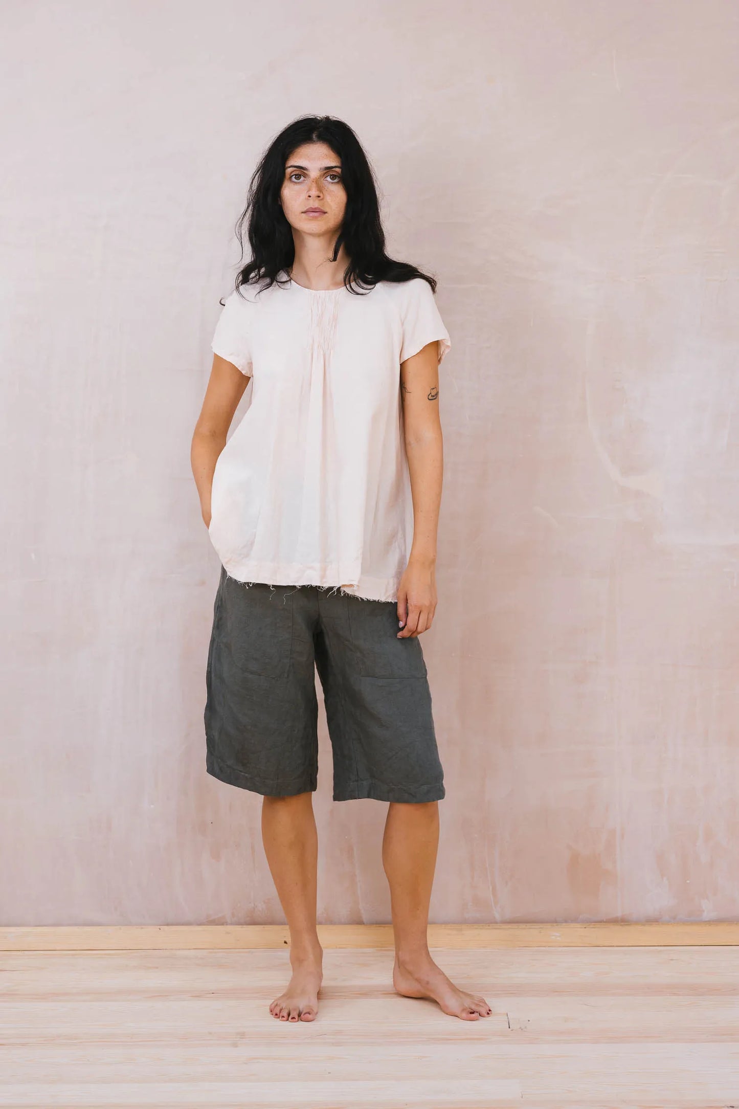 Sula   ~  Smock Top - Silver Peony