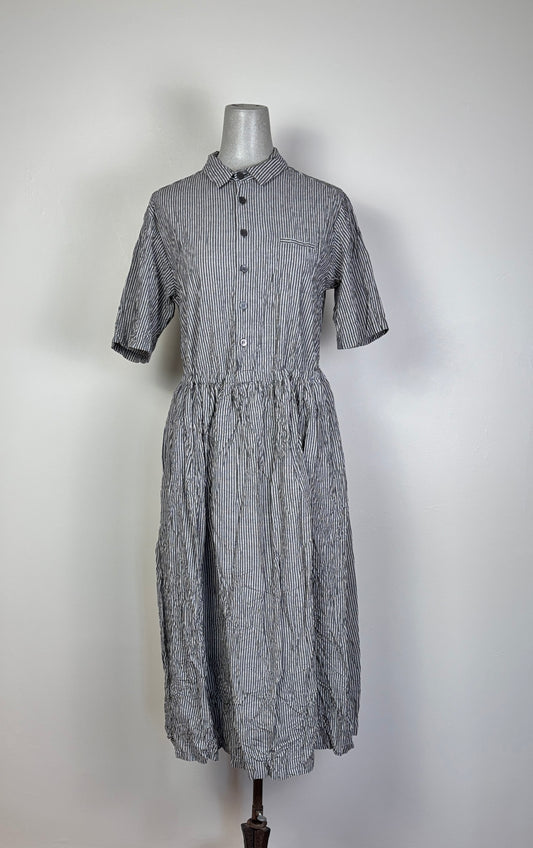 Pas de Calais  ~  Stripe Short Sleeve Dress - Black