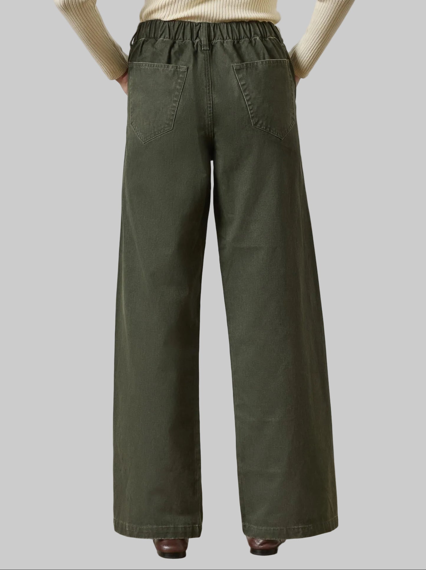Lilla P. ~  Washed Twill Pant - Juniper