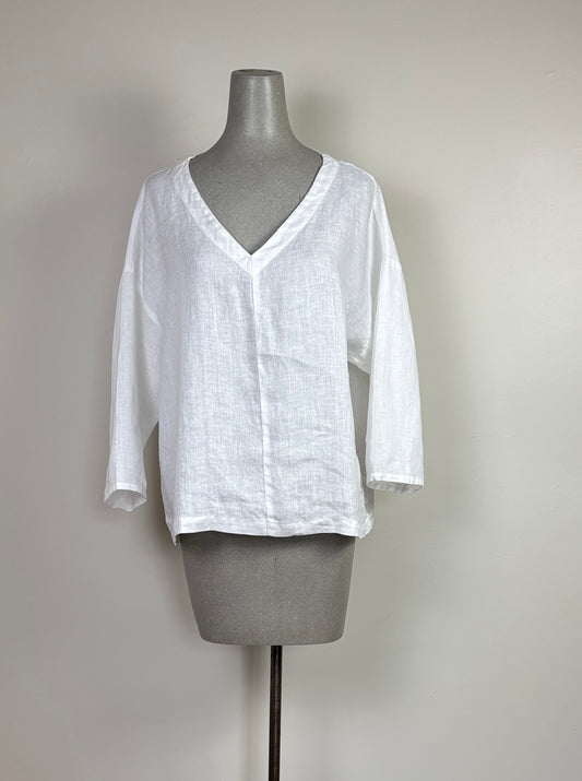 Cut Loose  ~  Deep V Linen Top - Laundered