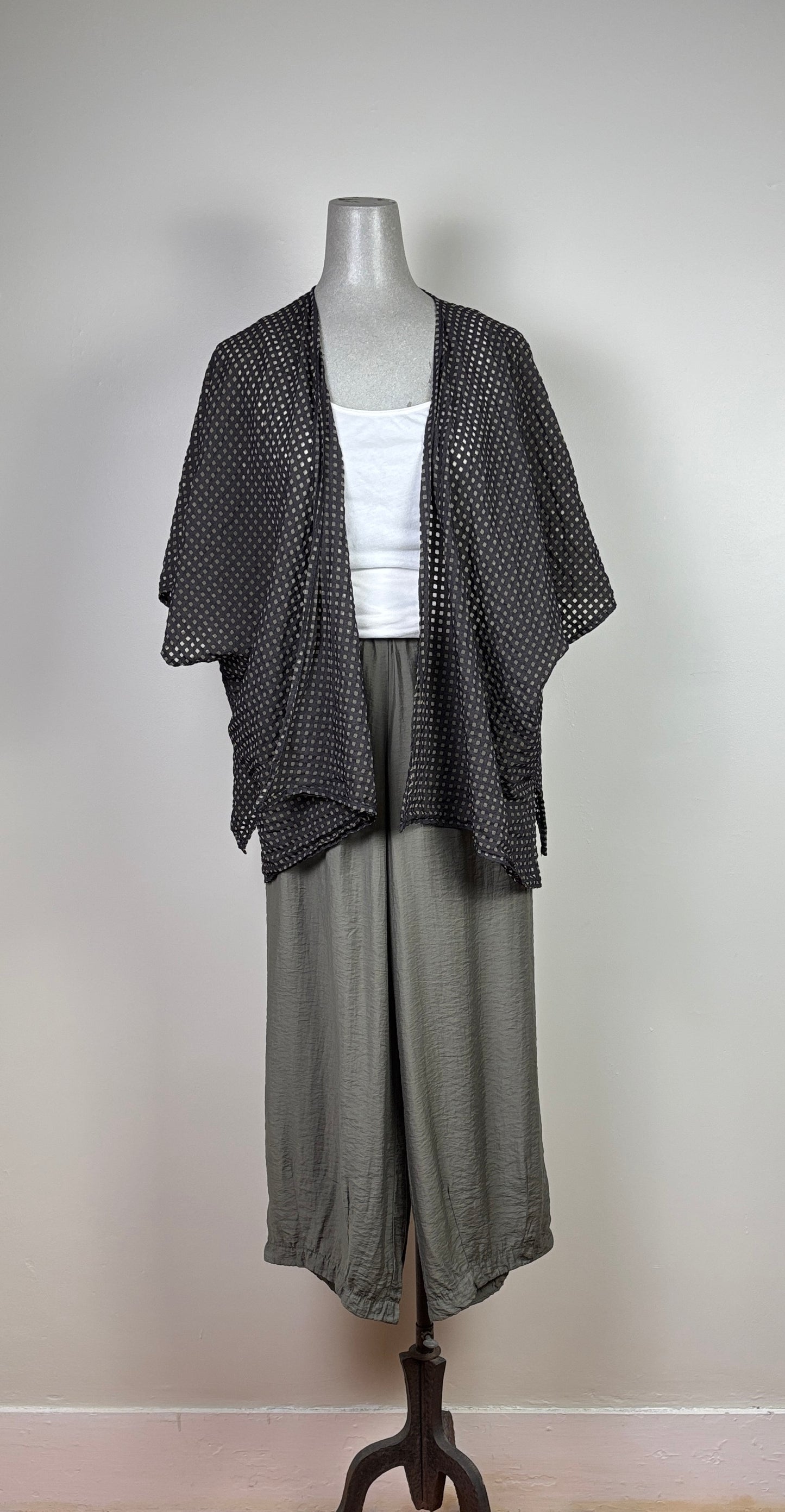 Cut Loose  ~  Rayon Parachute Cropped Pants - Clay