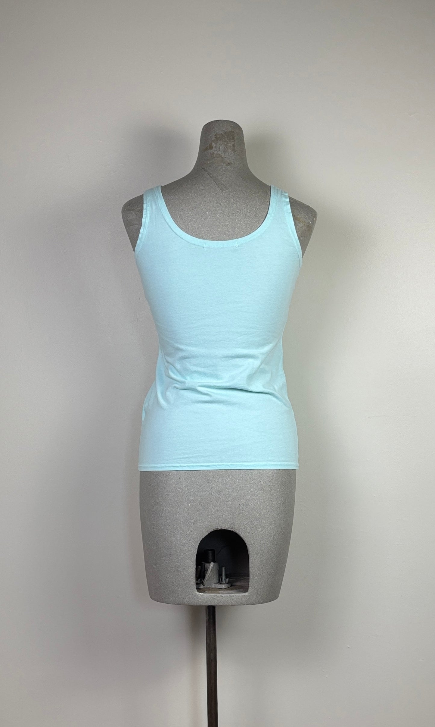 Cut Loose  ~  Even Longer Tank - Fountain