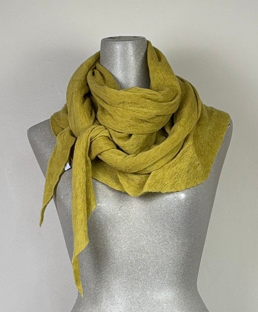 Pin 1876  ~  Cashmere Diamond Scarf - Citron